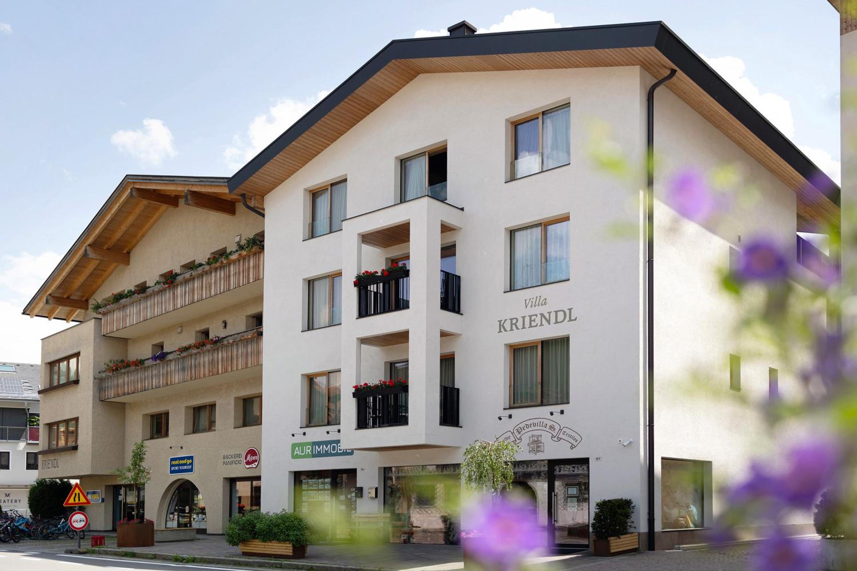 Superior One-Bedroom Apartment with Balcony photo 3