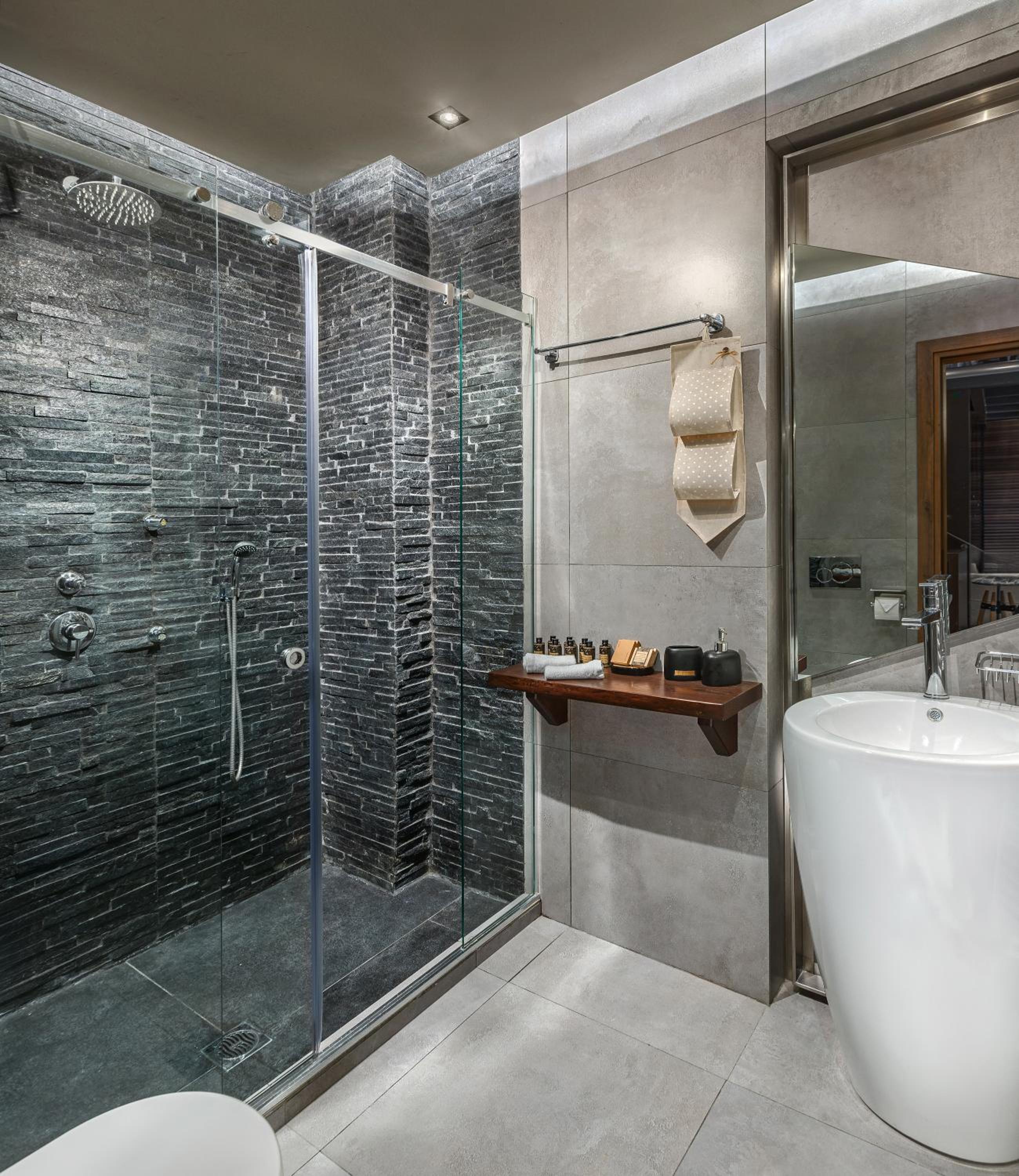 Blue Suite - Photo 4