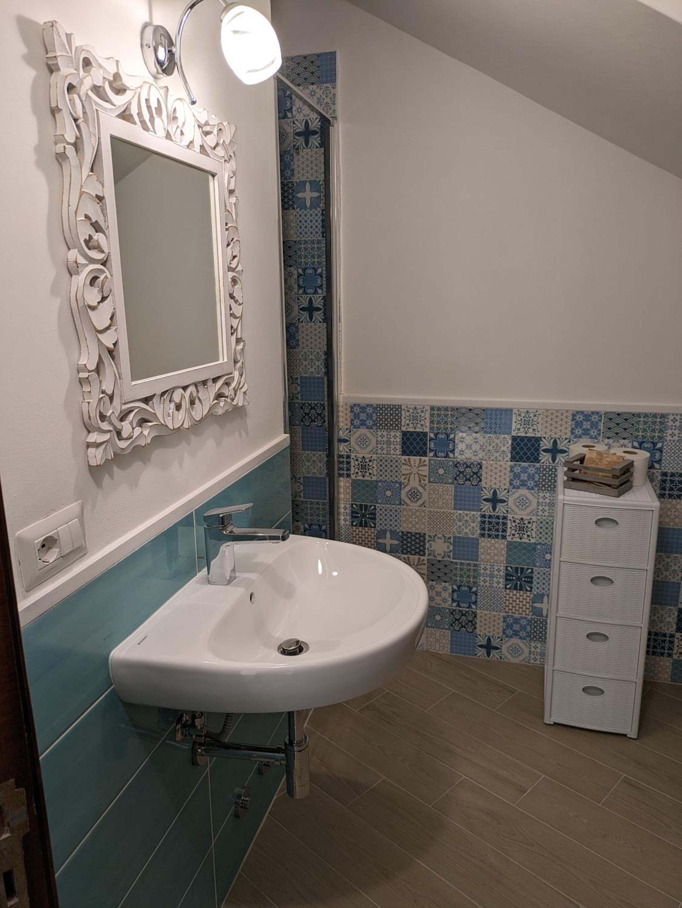 One-Bedroom Apartment with Sea View photo 2