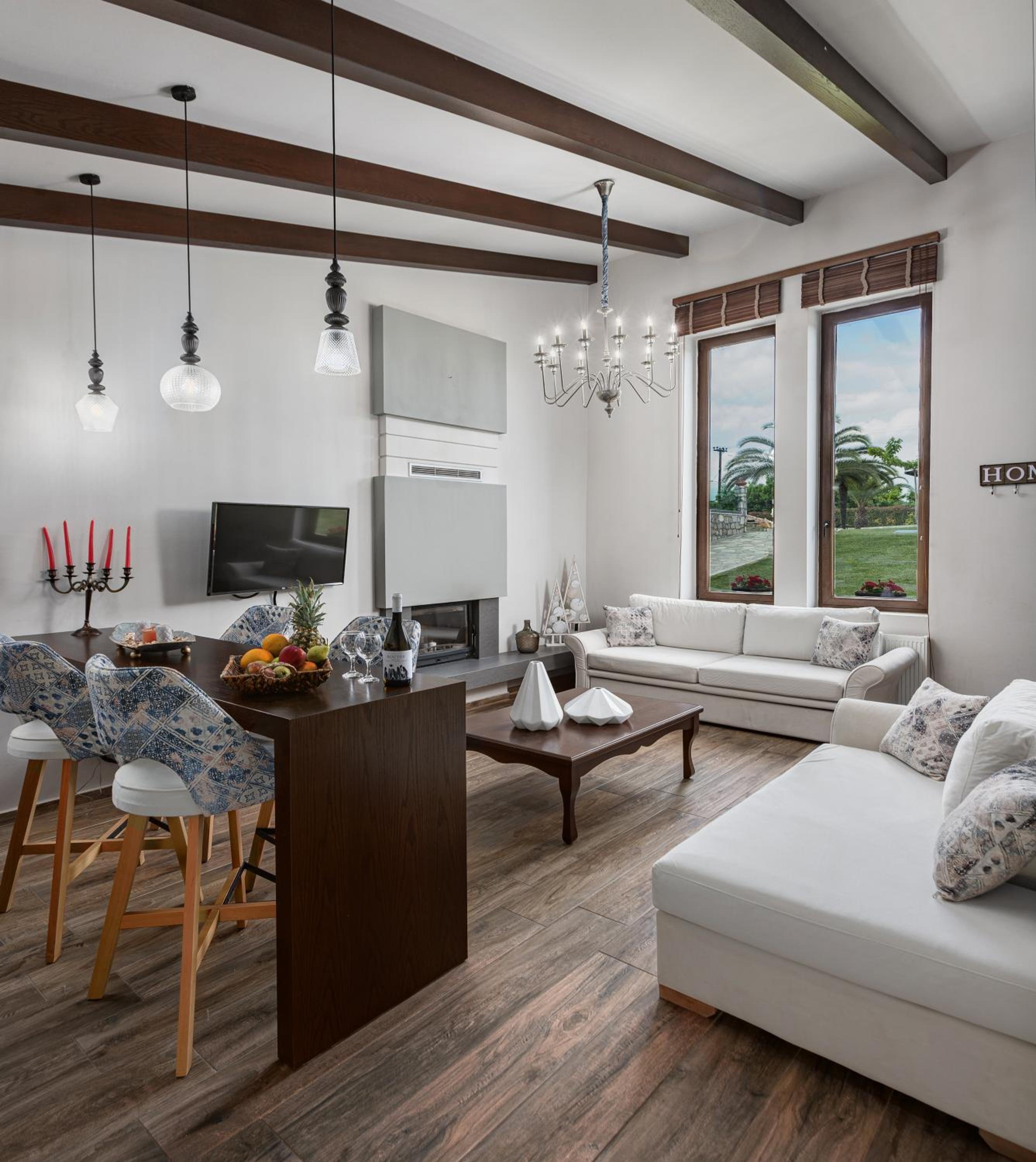 Deluxe Suite - Photo 4