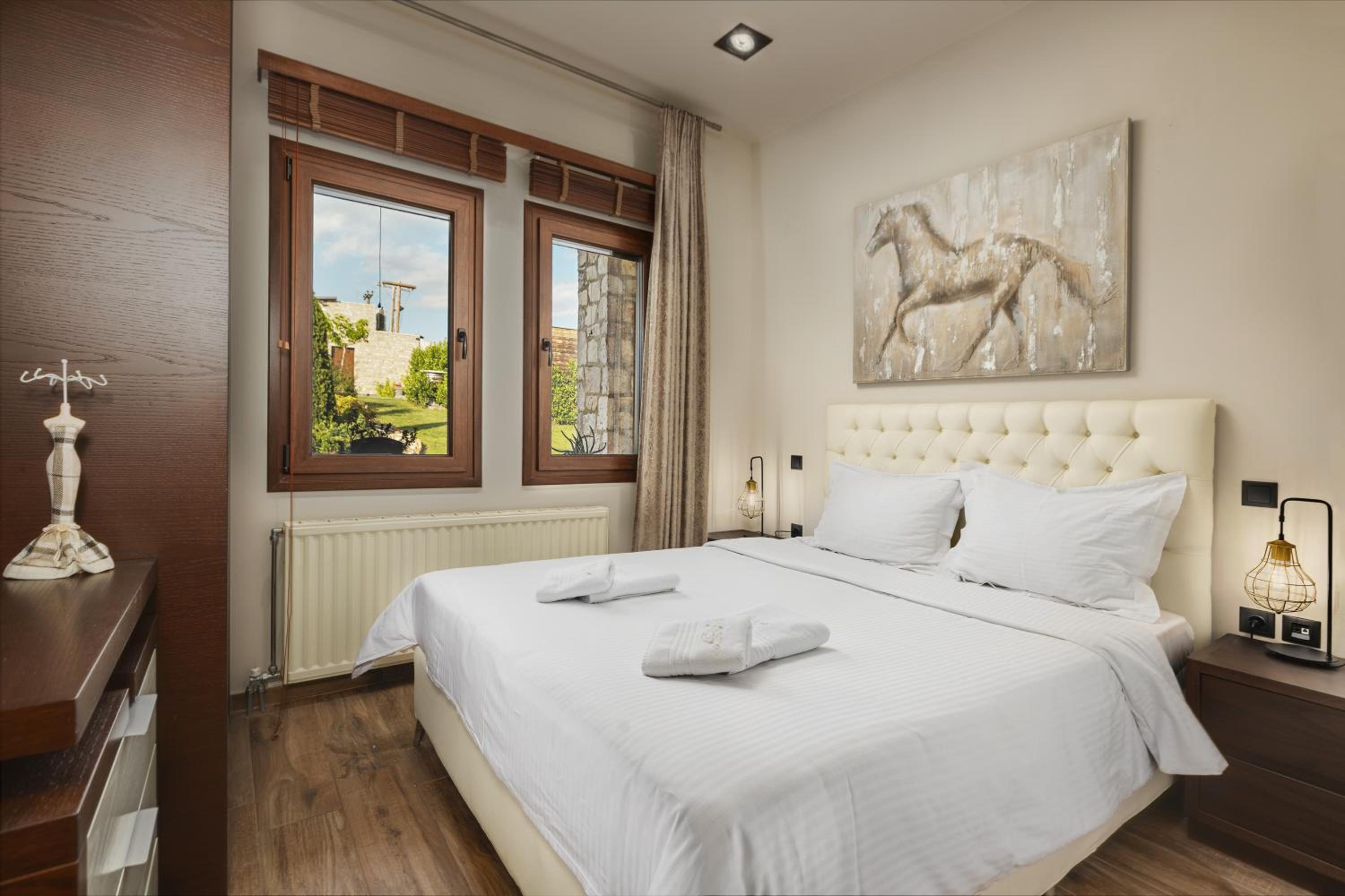 Deluxe Suite - Photo 3