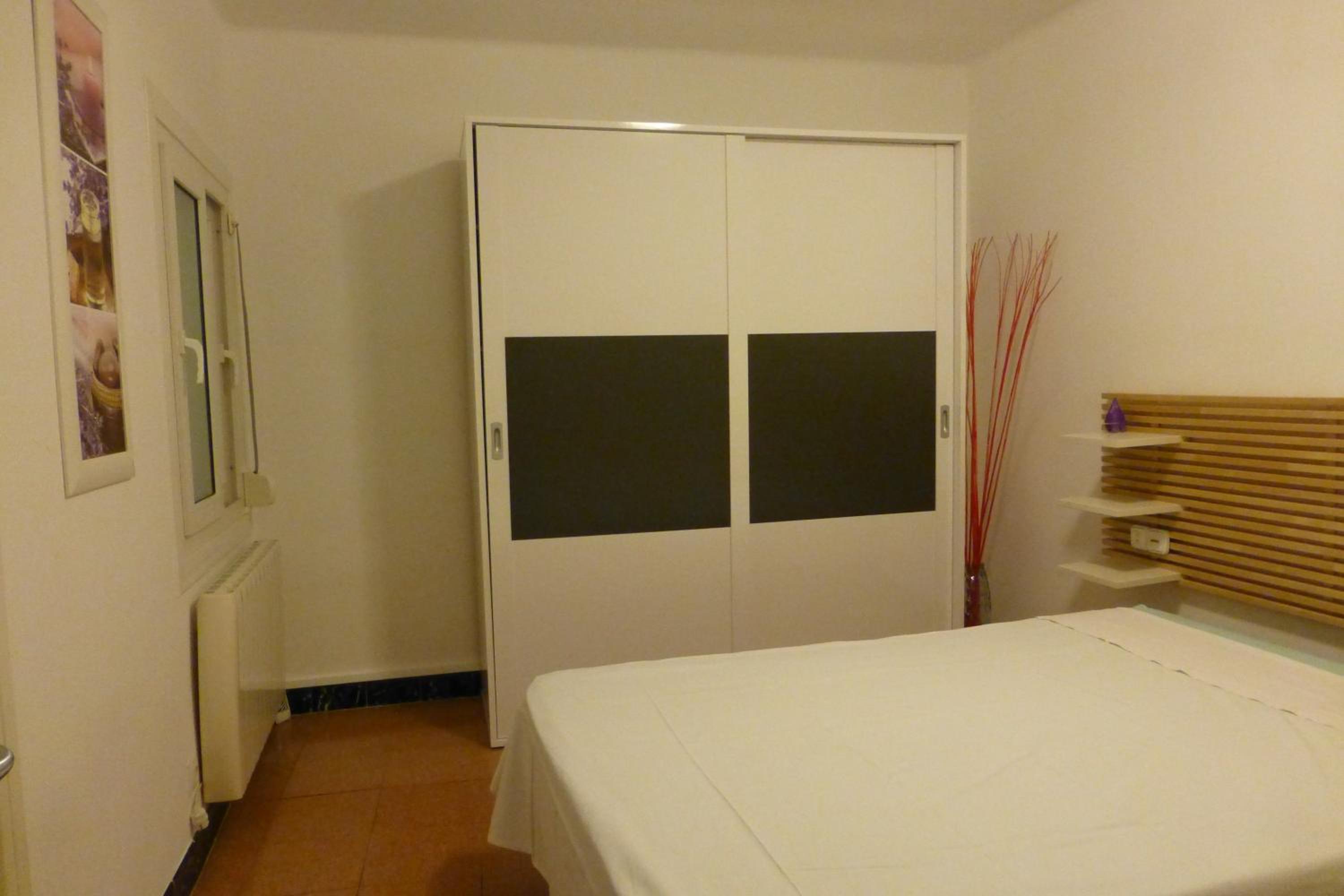 Three-Bedroom Apartment photo 2