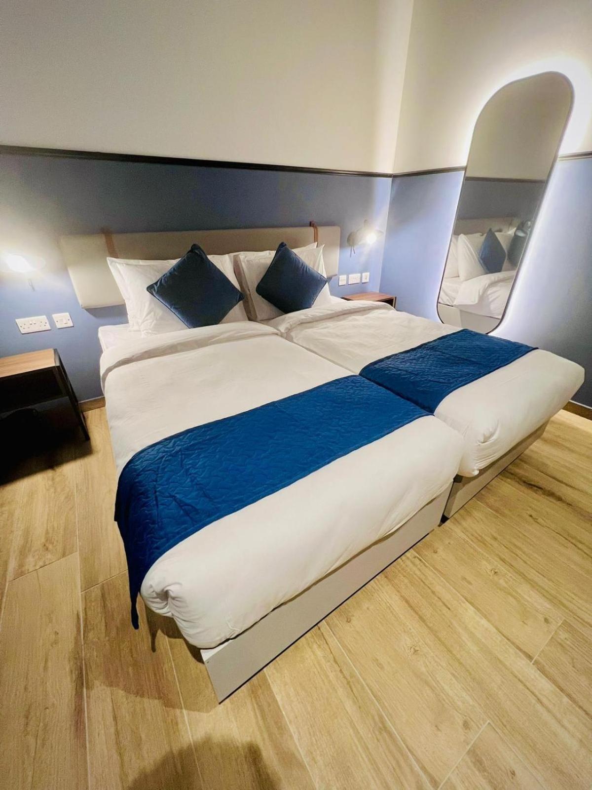 Standard Twin Room photo 3