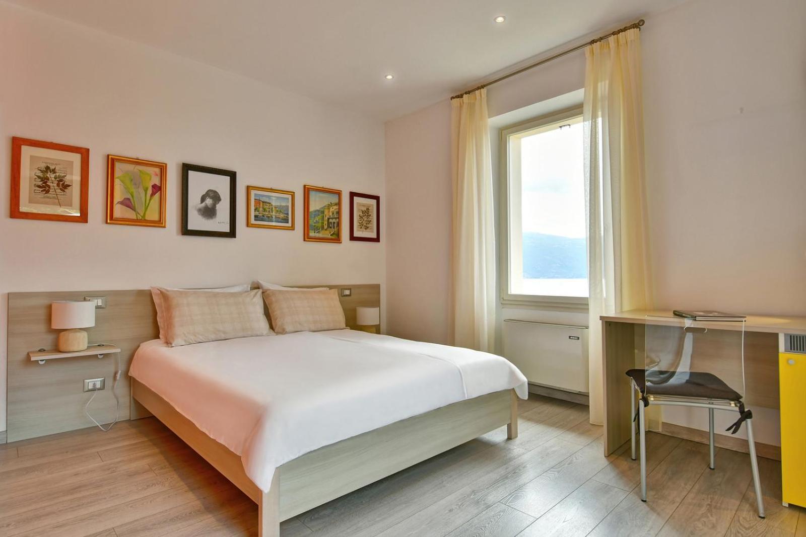 Double Room with Lake View