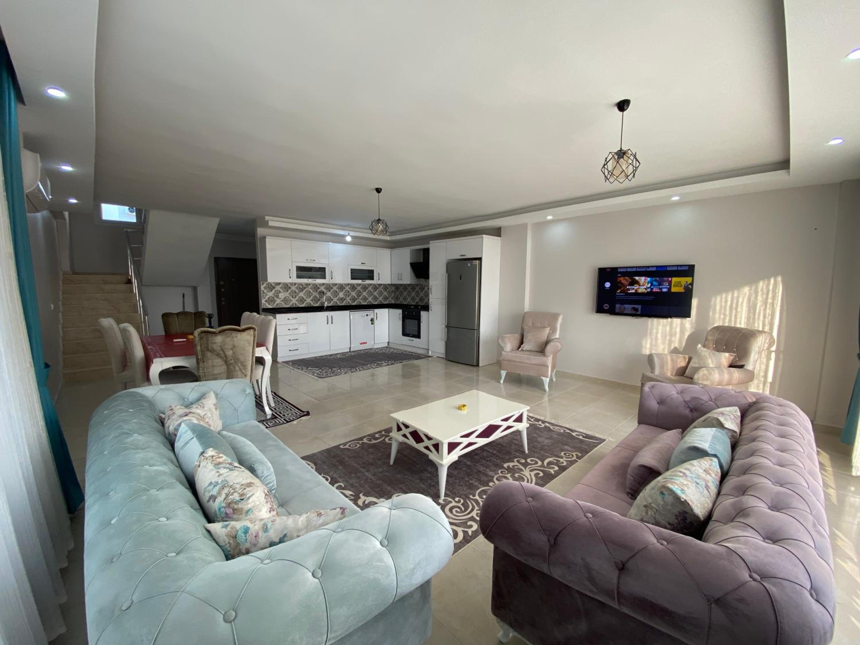 Villa photo 1
