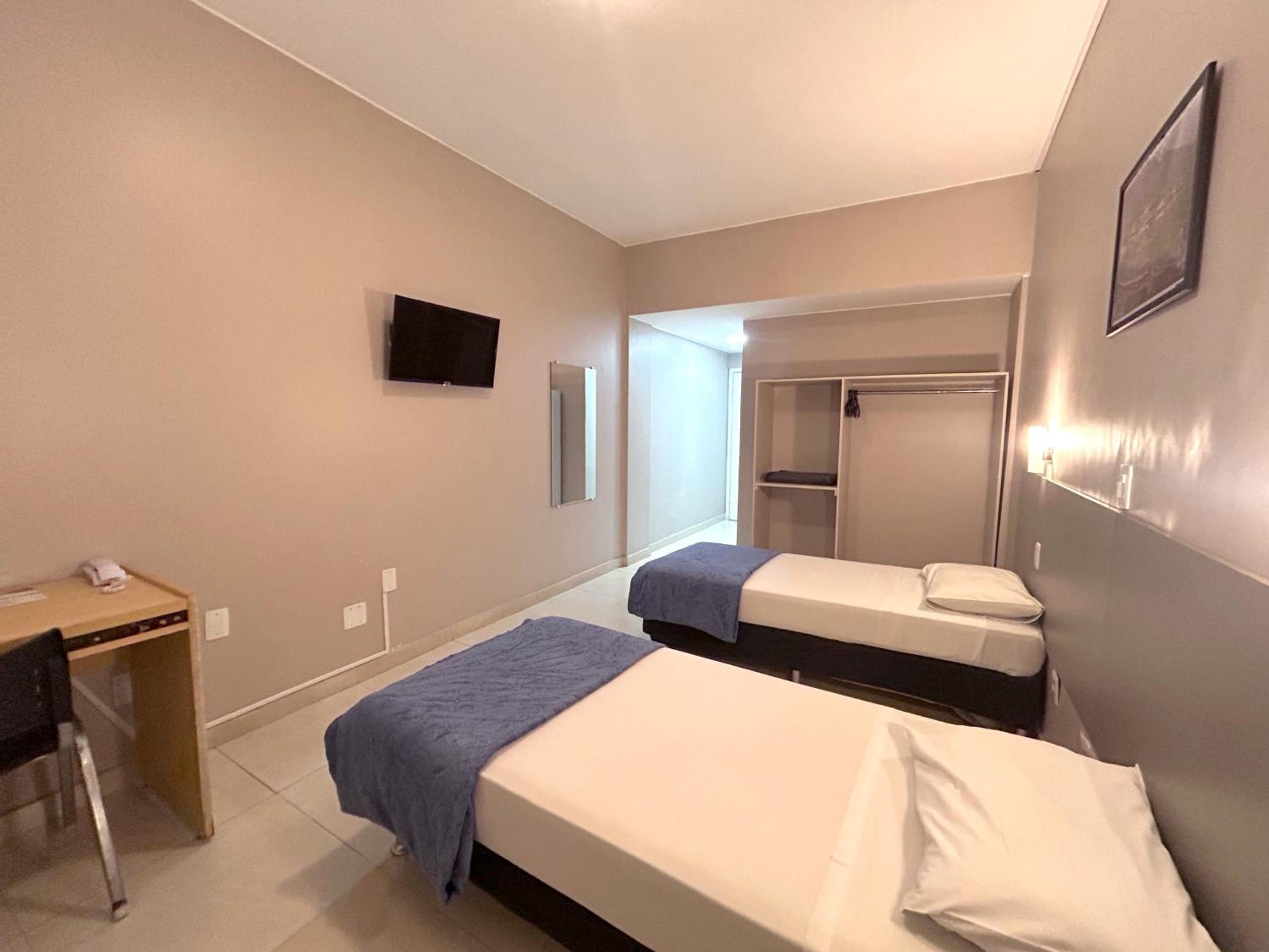 Budget Double Room photo 3