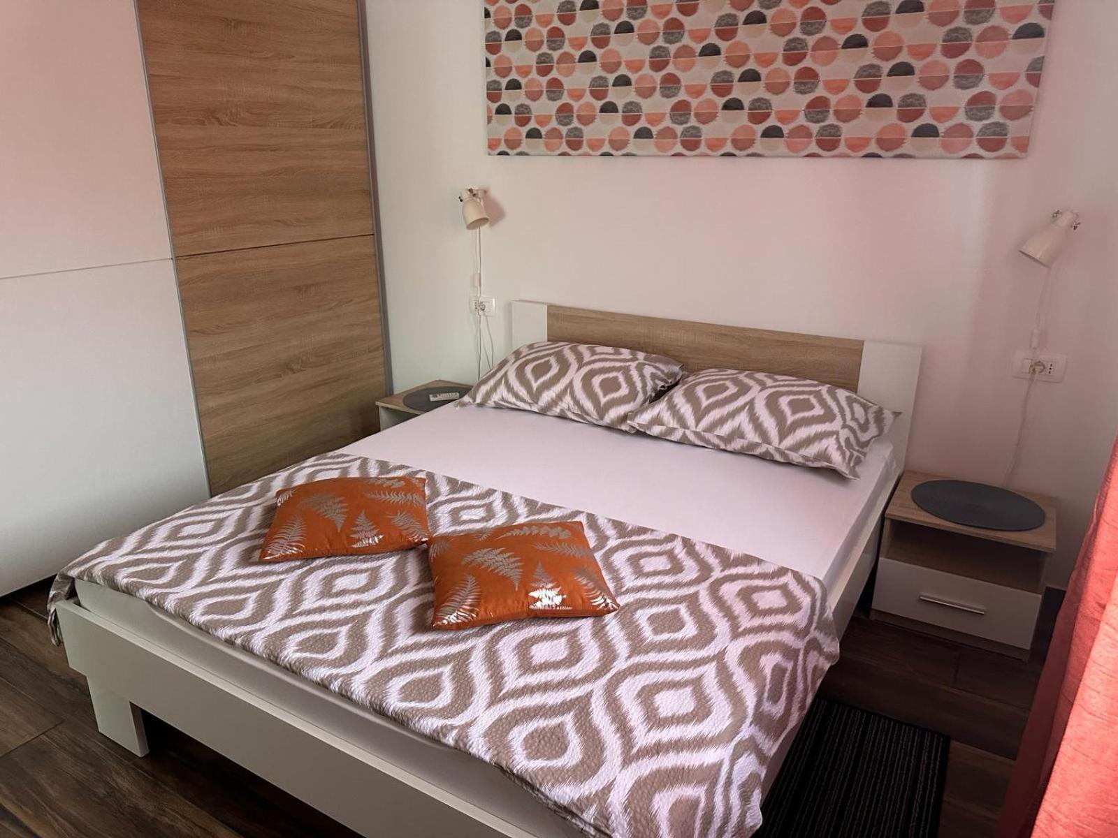 One-Bedroom Apartment with Garden View