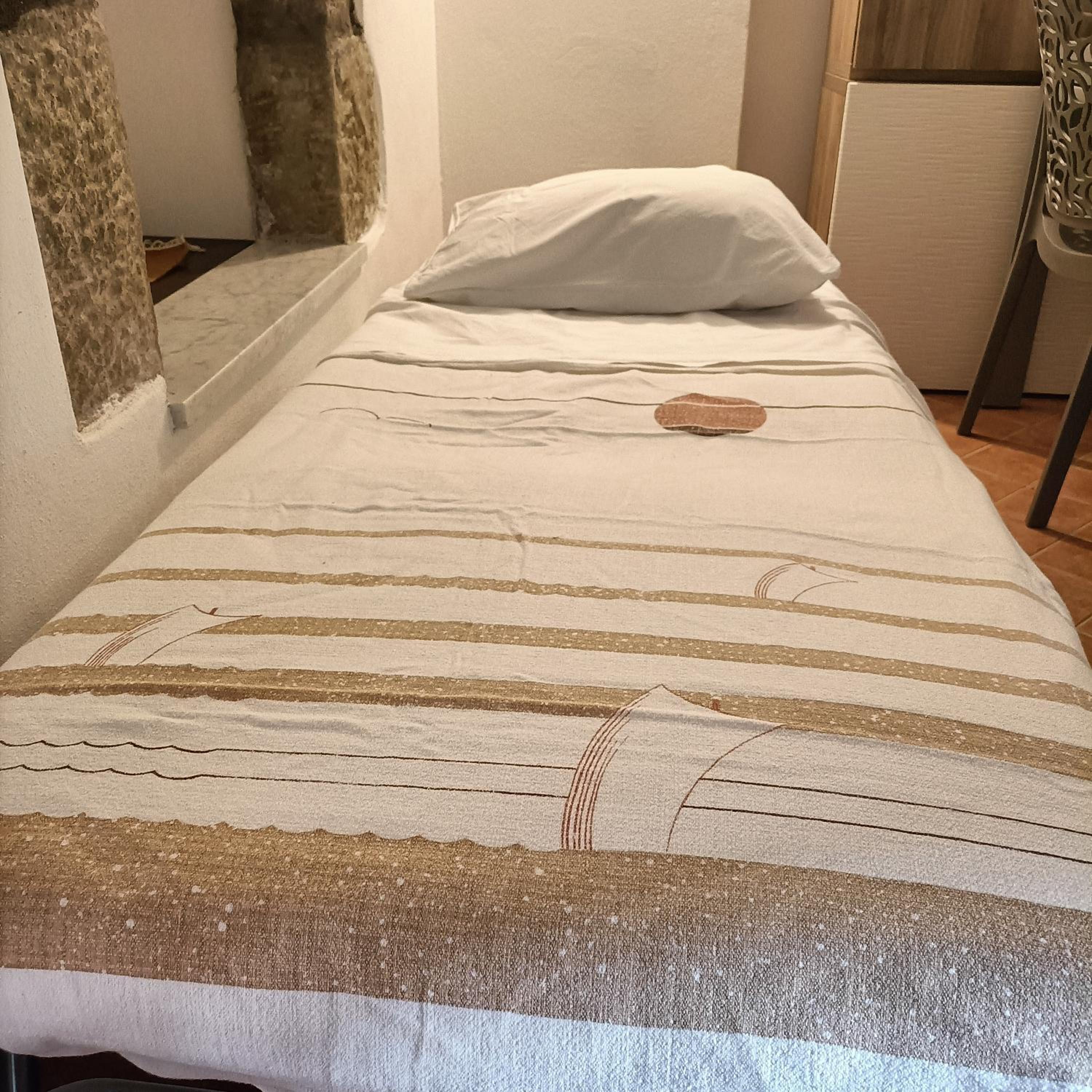 Studio with Sofa Bed photo 2
