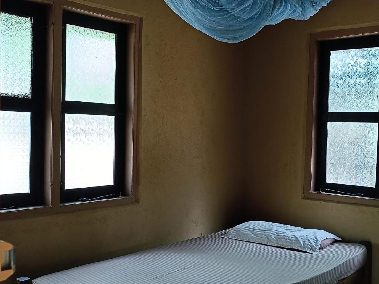 Single Room With Private Bathroom