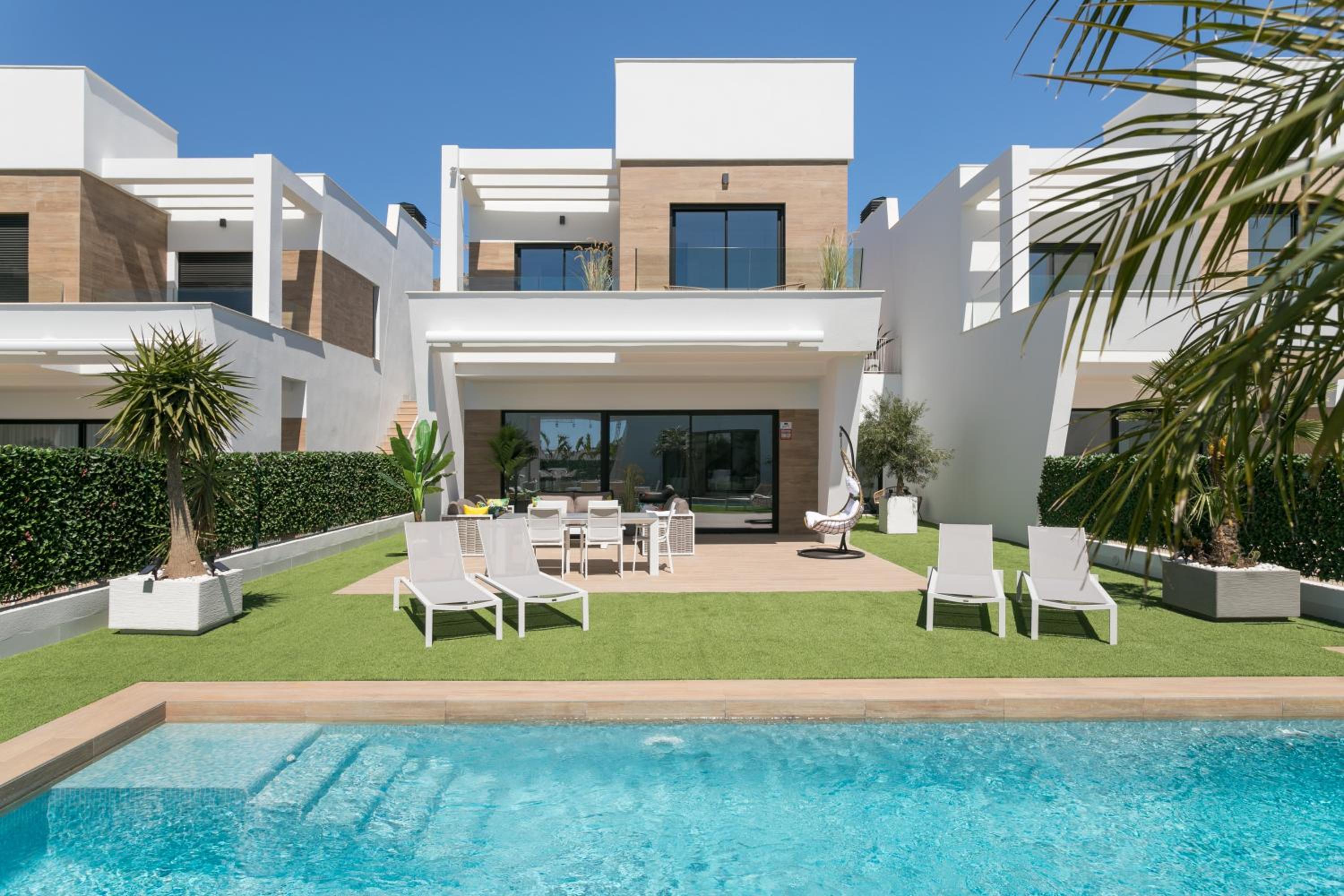 Villa photo 2