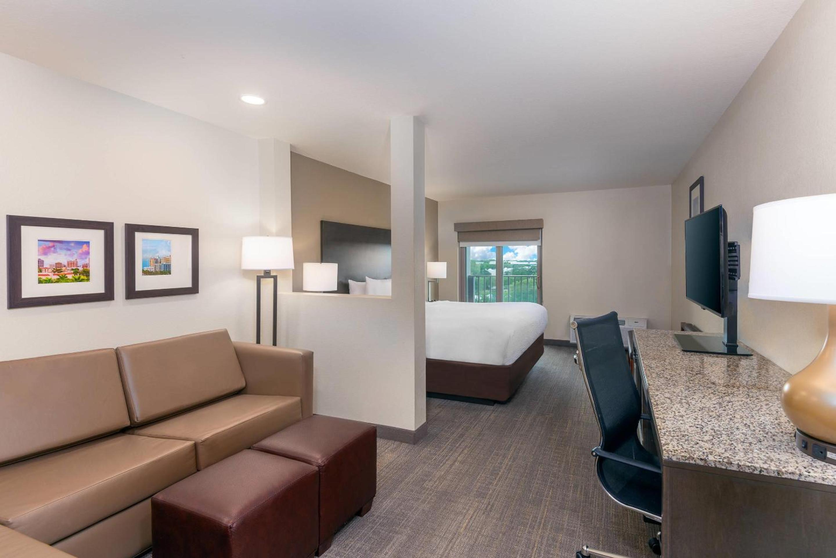King Suite with Sofa Bed - Non Smoking