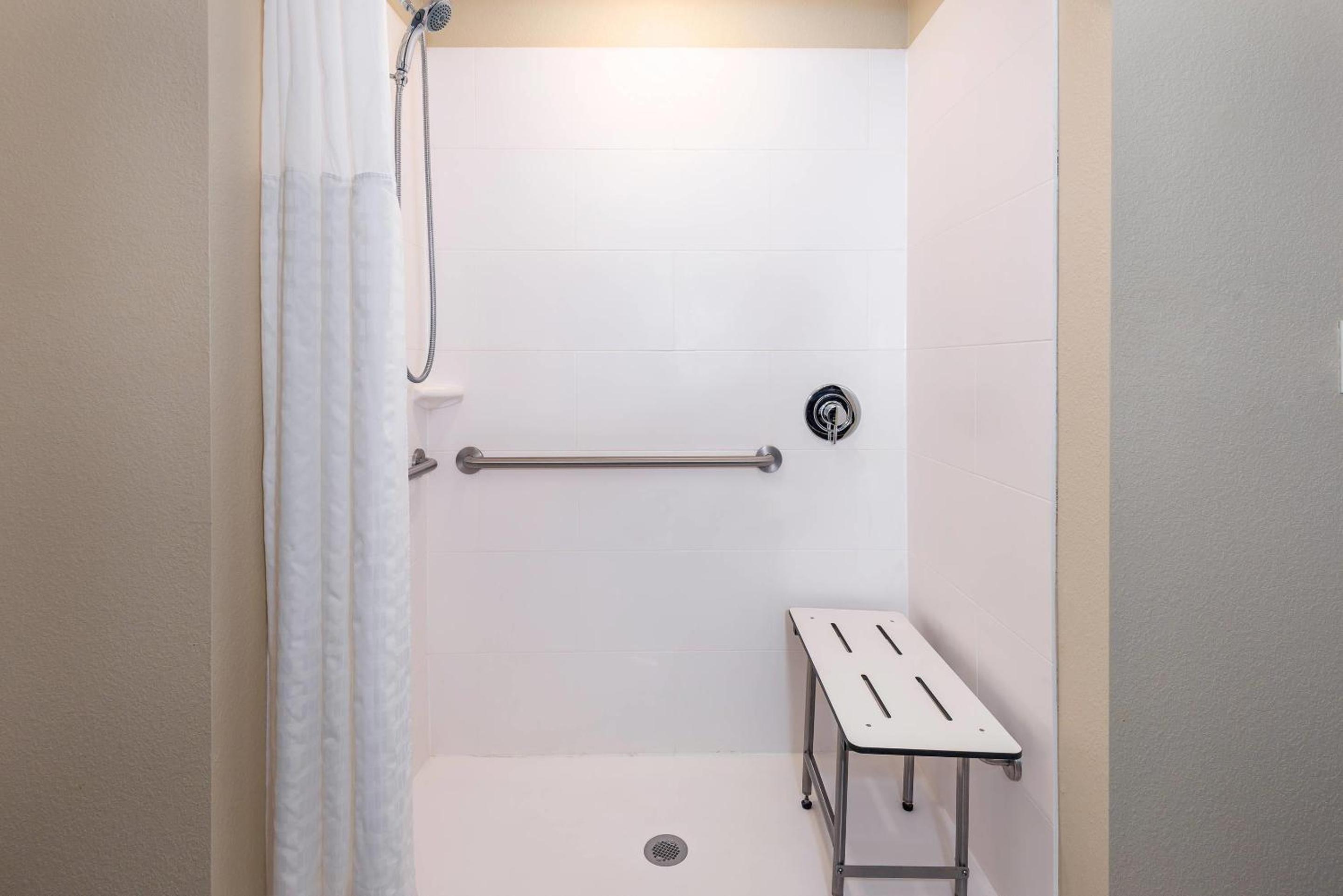 King Suite - Disability Access/Non Smoking