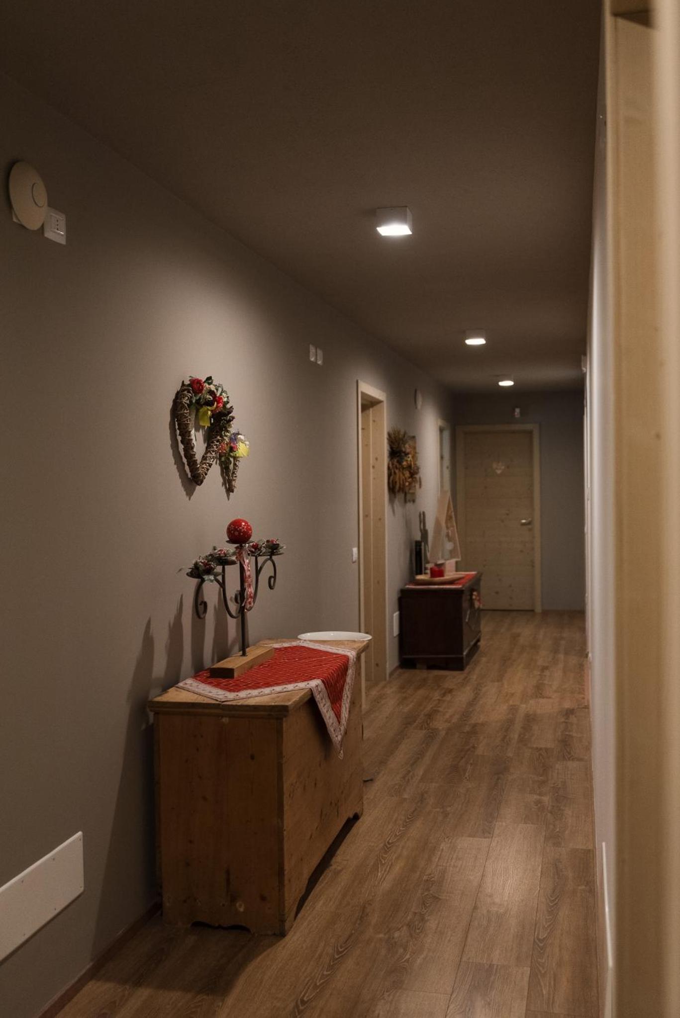 Double or Twin Room - Photo 6