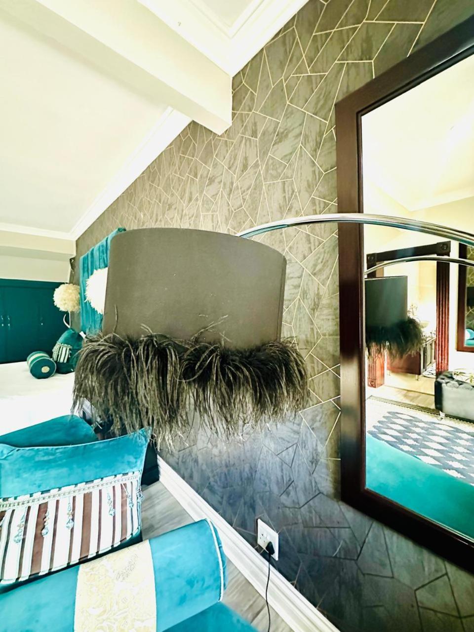 King Room with Balcony photo 2
