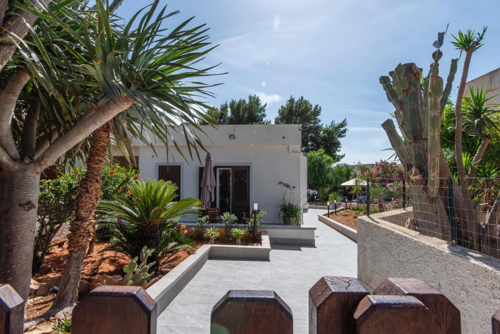 Villa photo 3