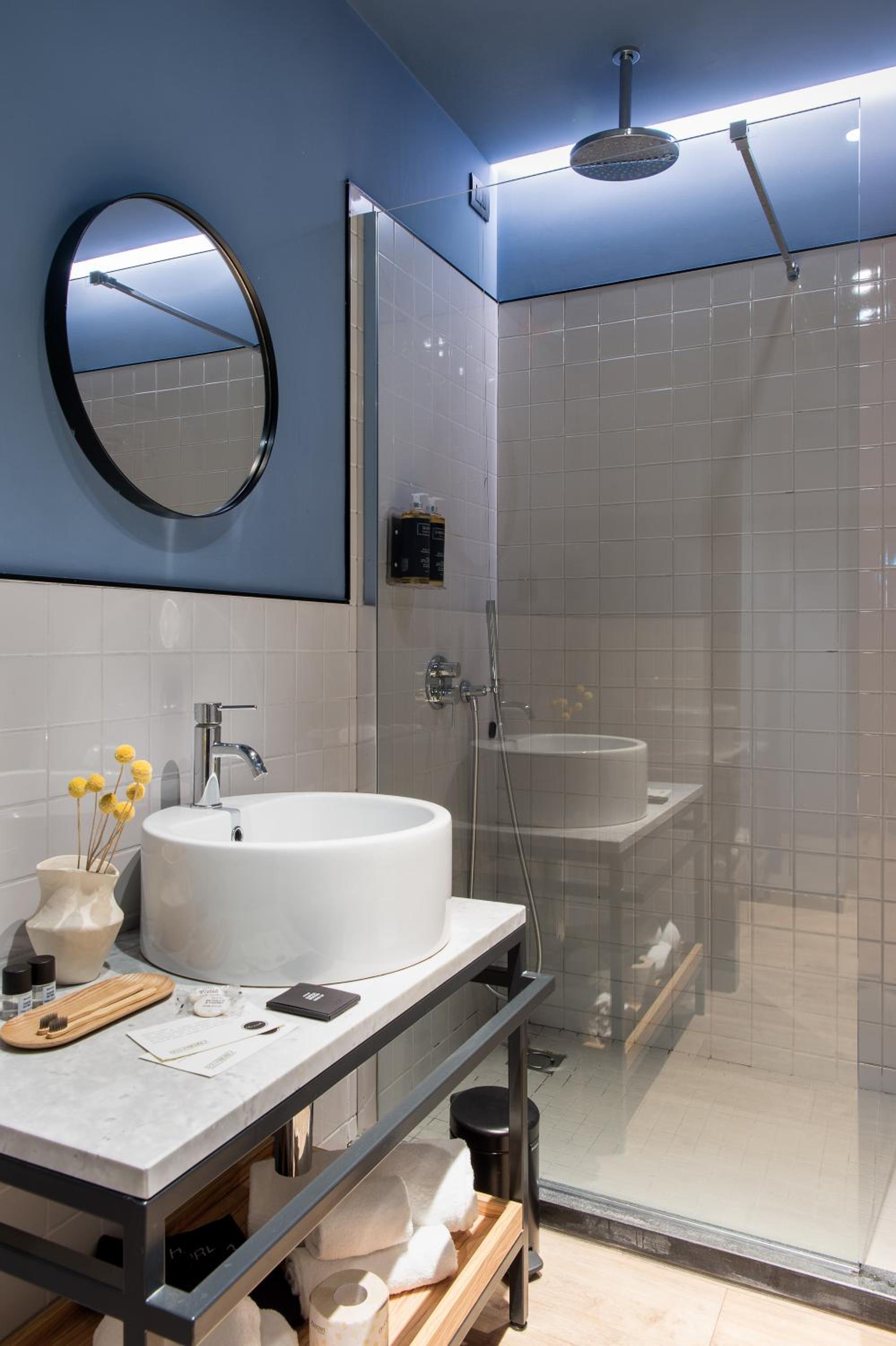Standard Double Room - Photo 2
