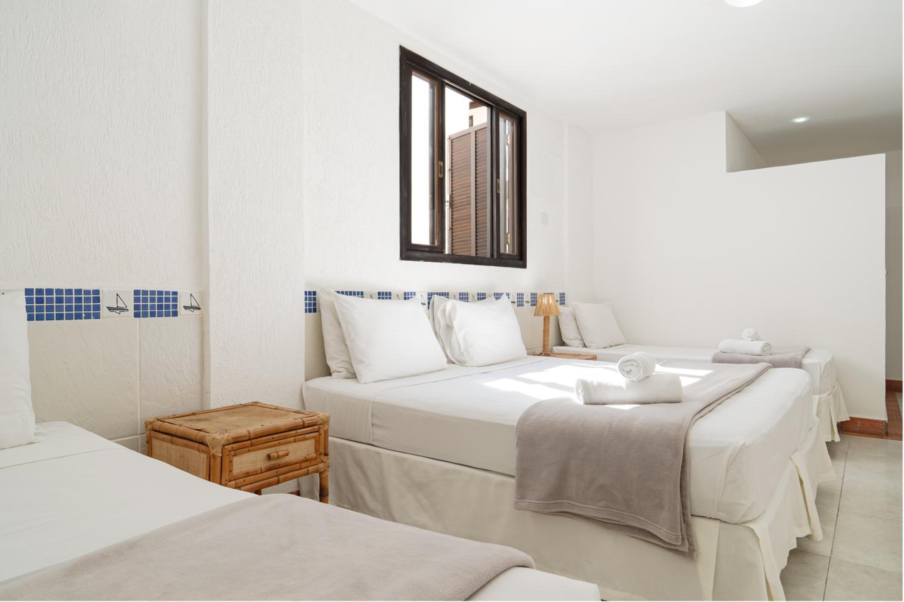 Superior Quadruple Room - Photo 8