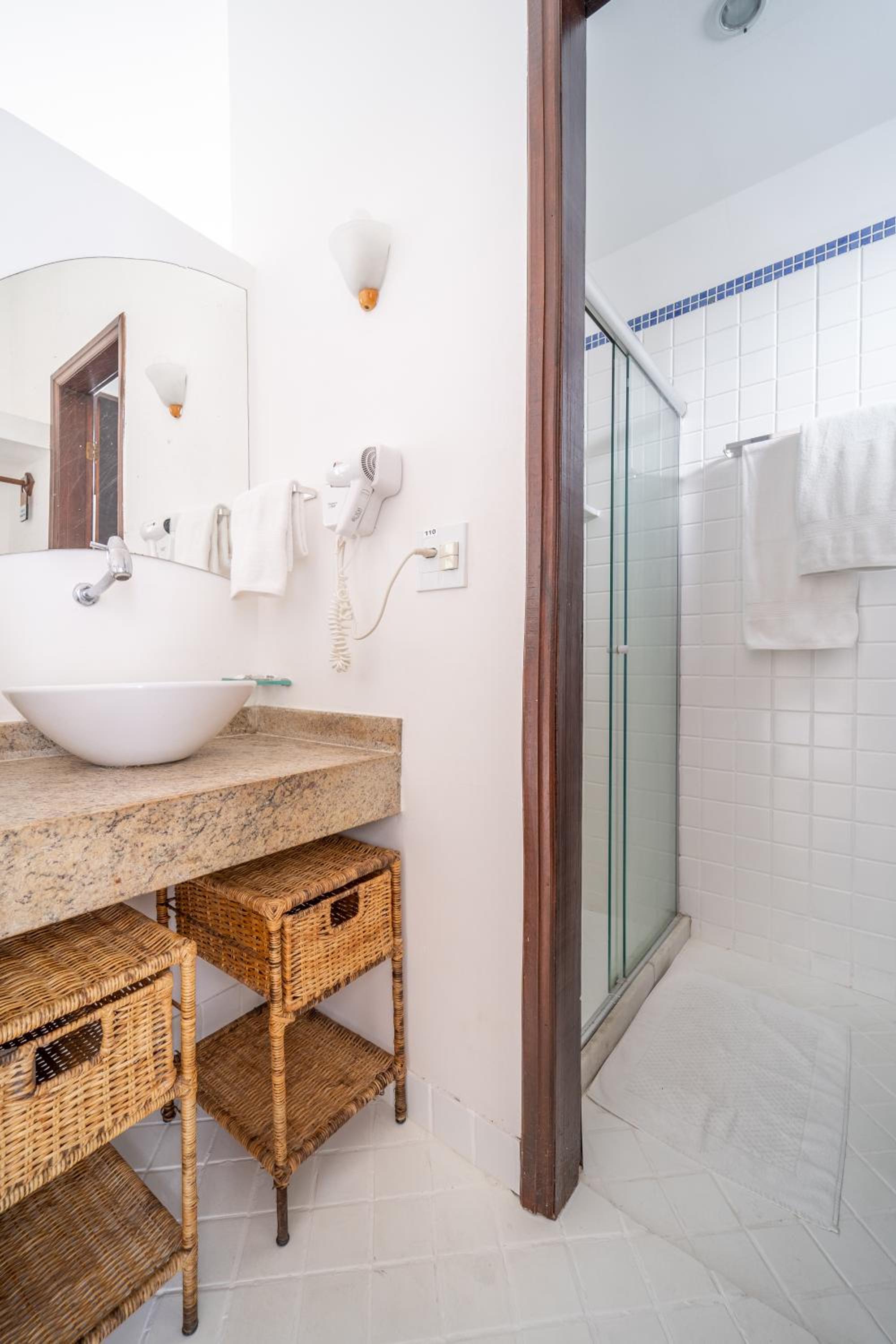 Standard Triple Room - Photo 3