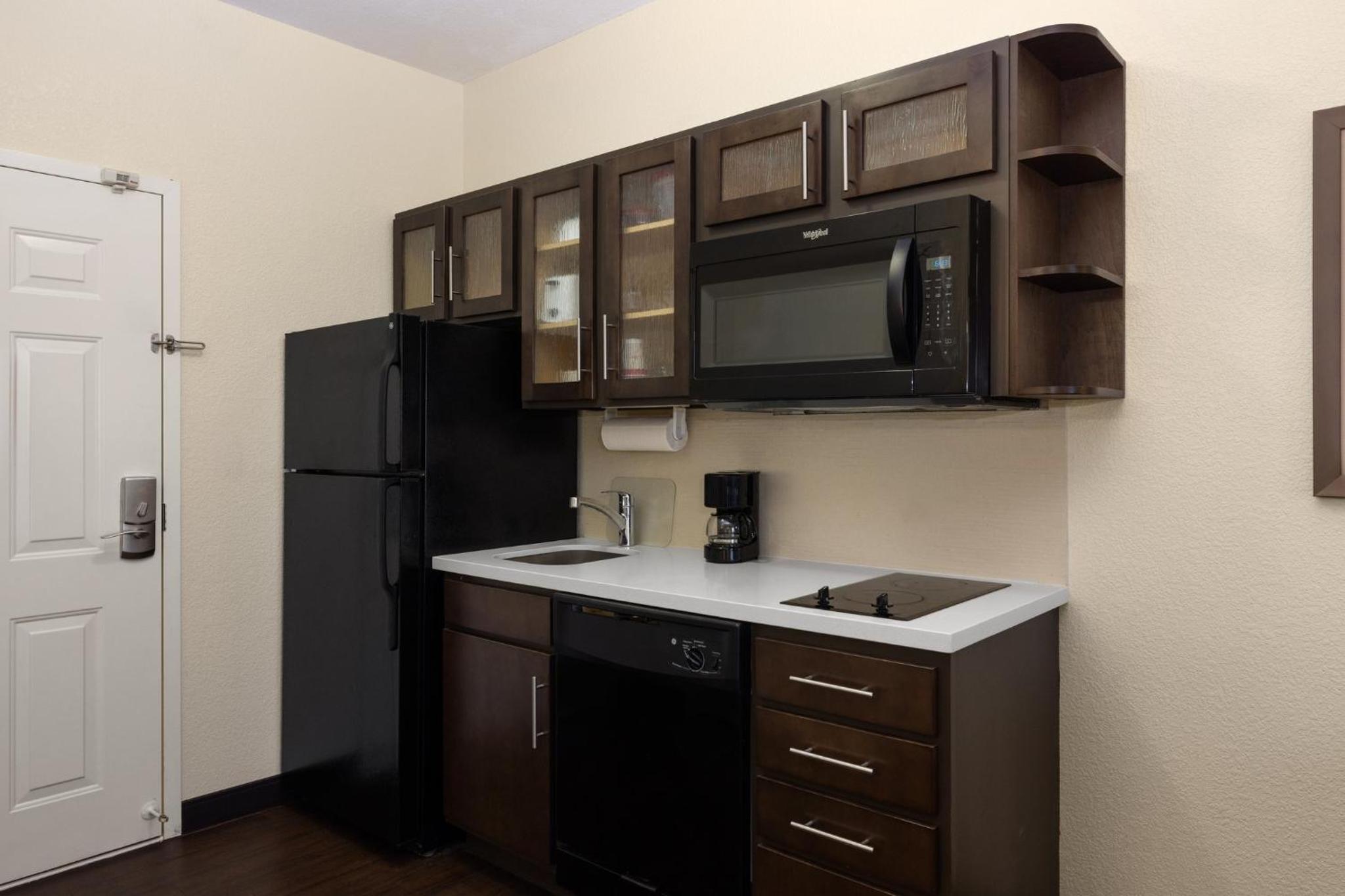 King Studio Suite - Photo 5