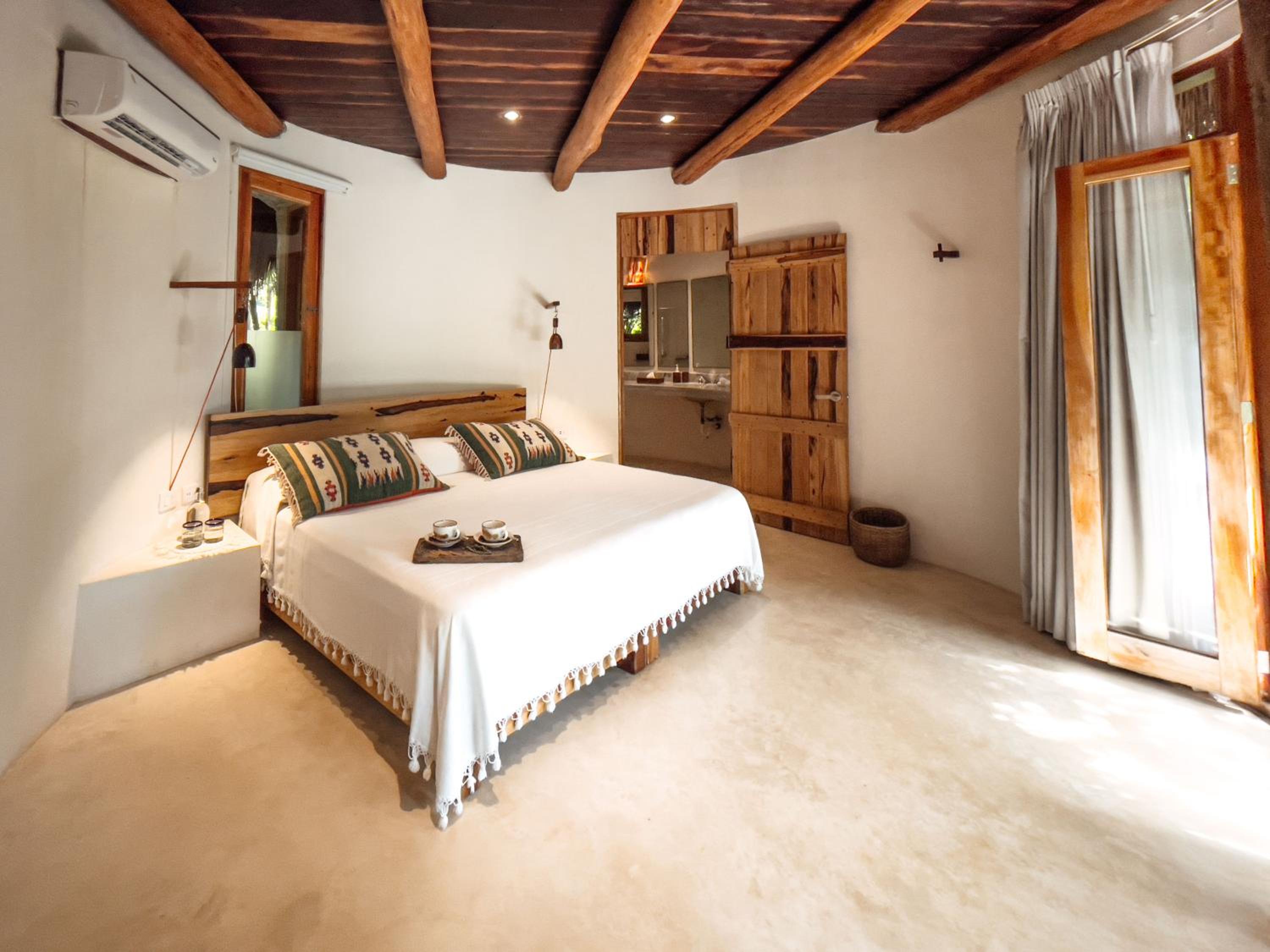 Casa Maya Vista Parcial al Océano A/C