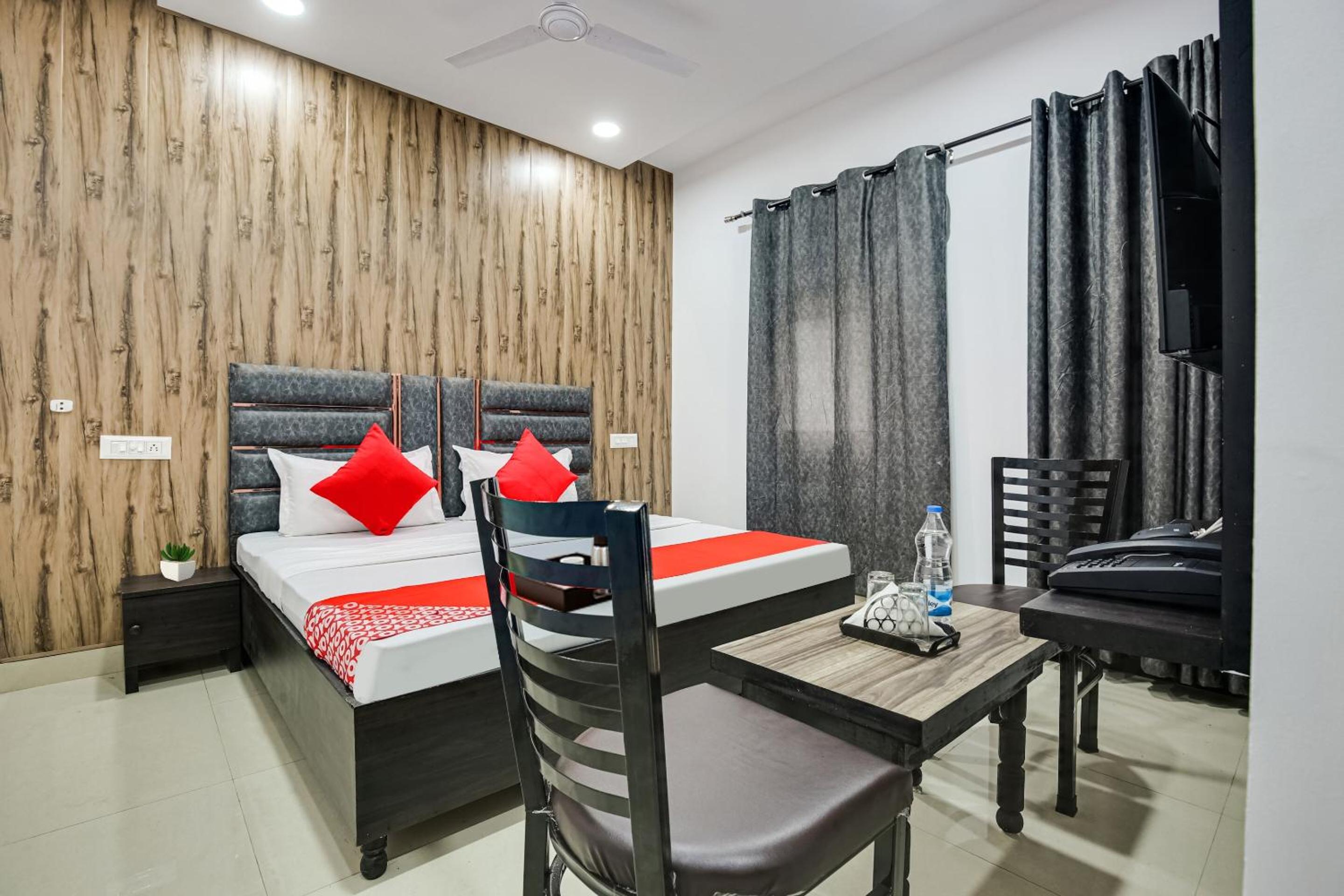 Classic Triple Room