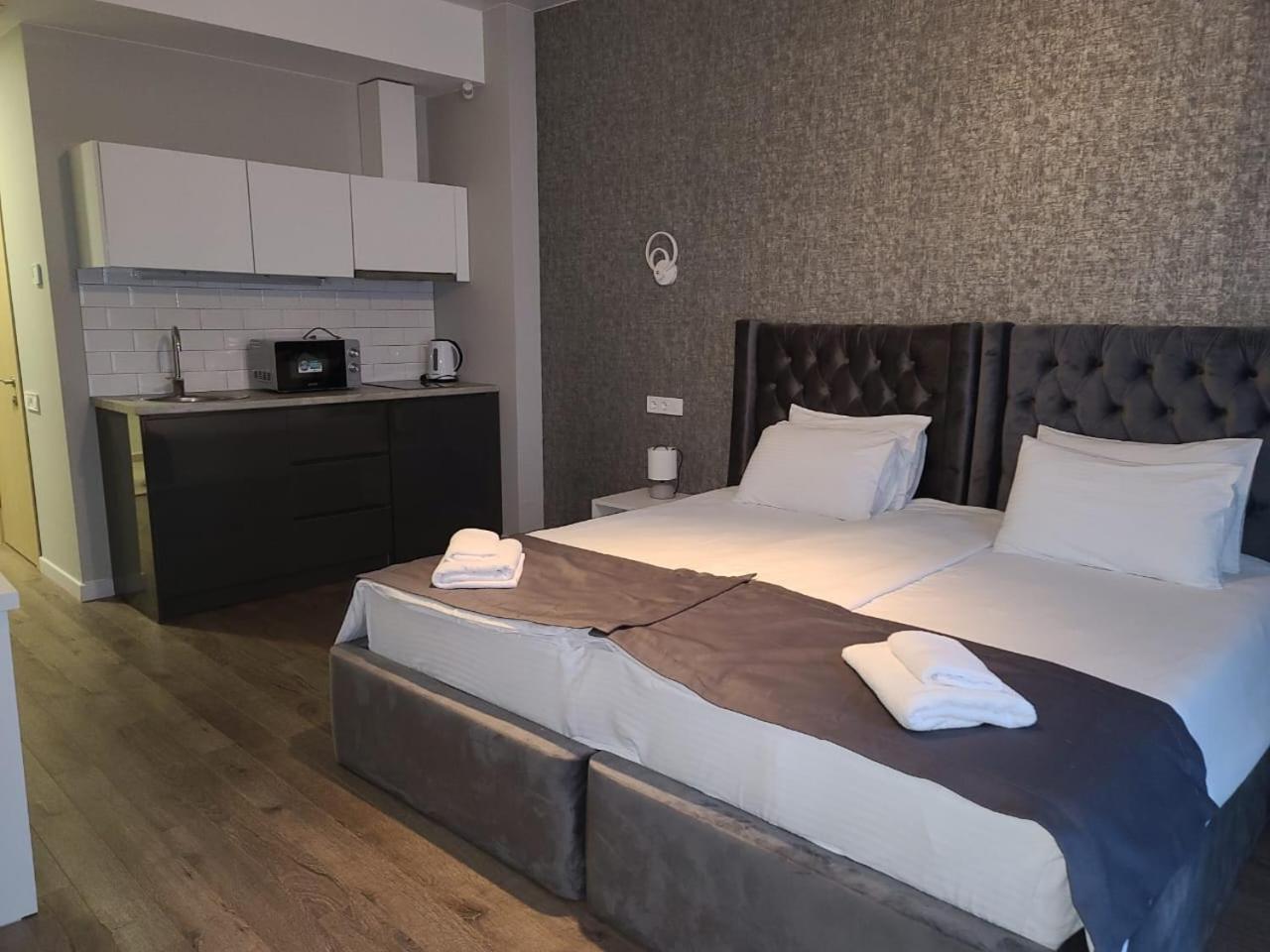 Studio Apartment With Sea View photo 1