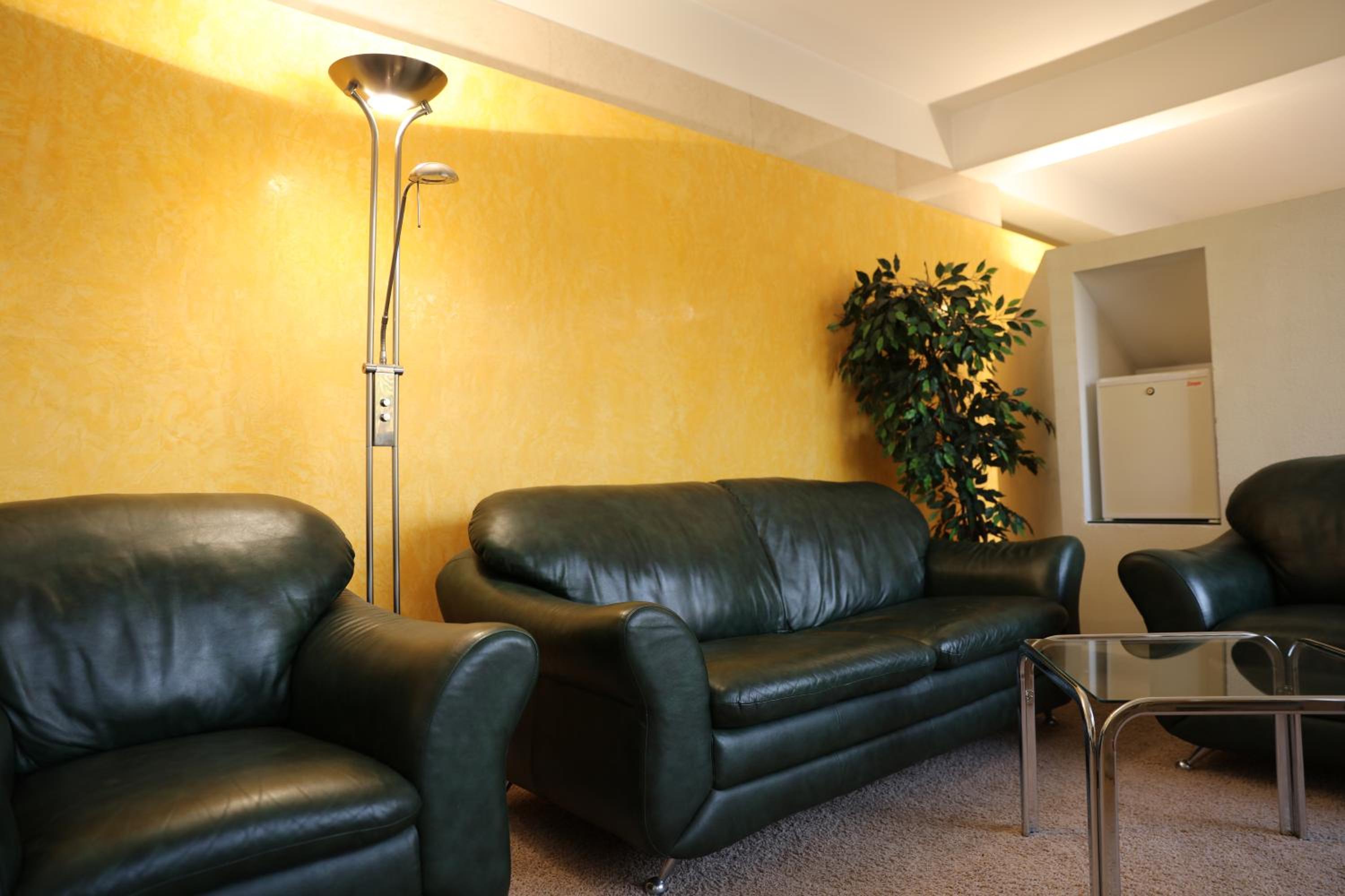 Business Suite with Spa Bath photo 2