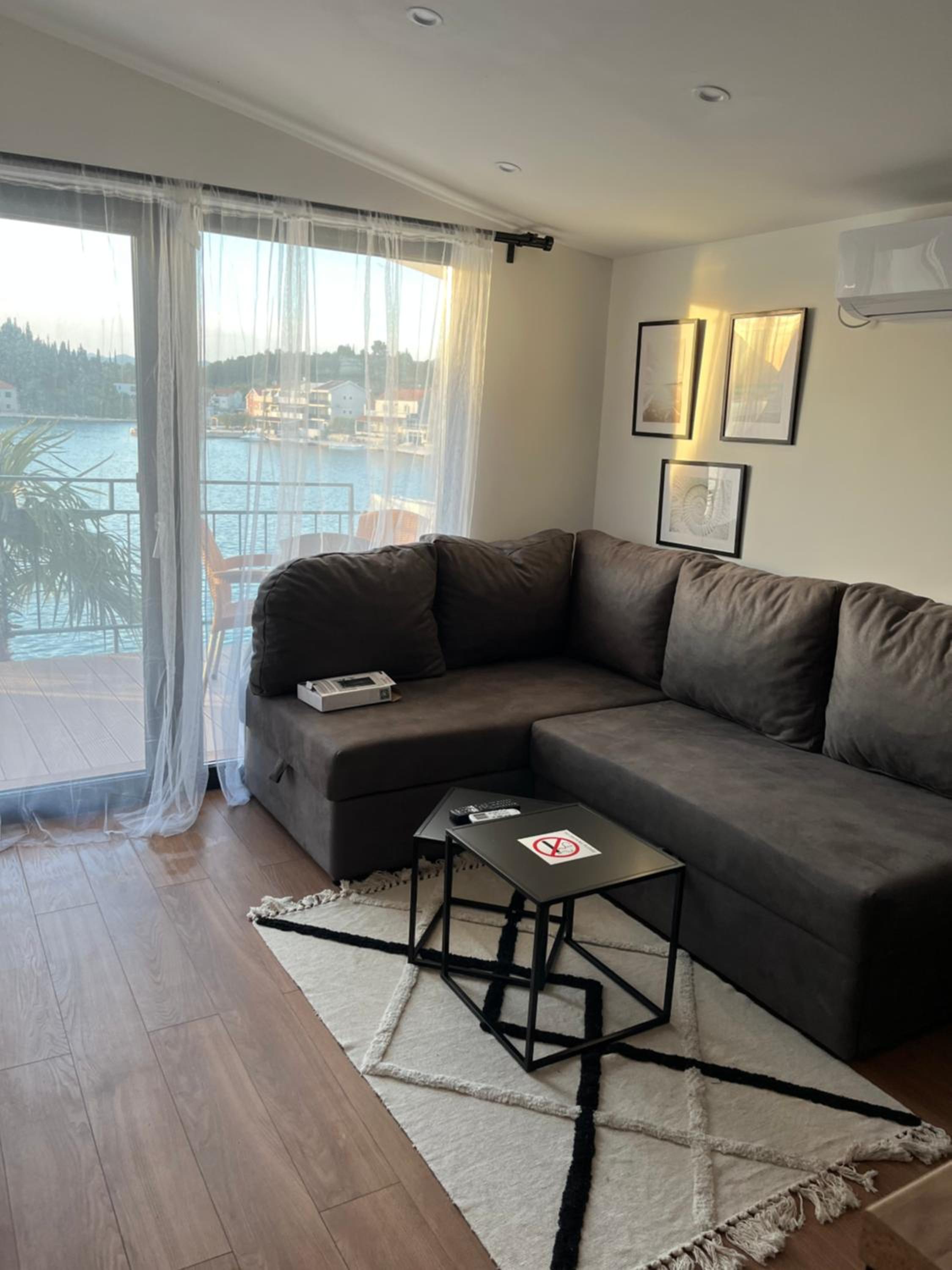 Studio Apartment with Sea View