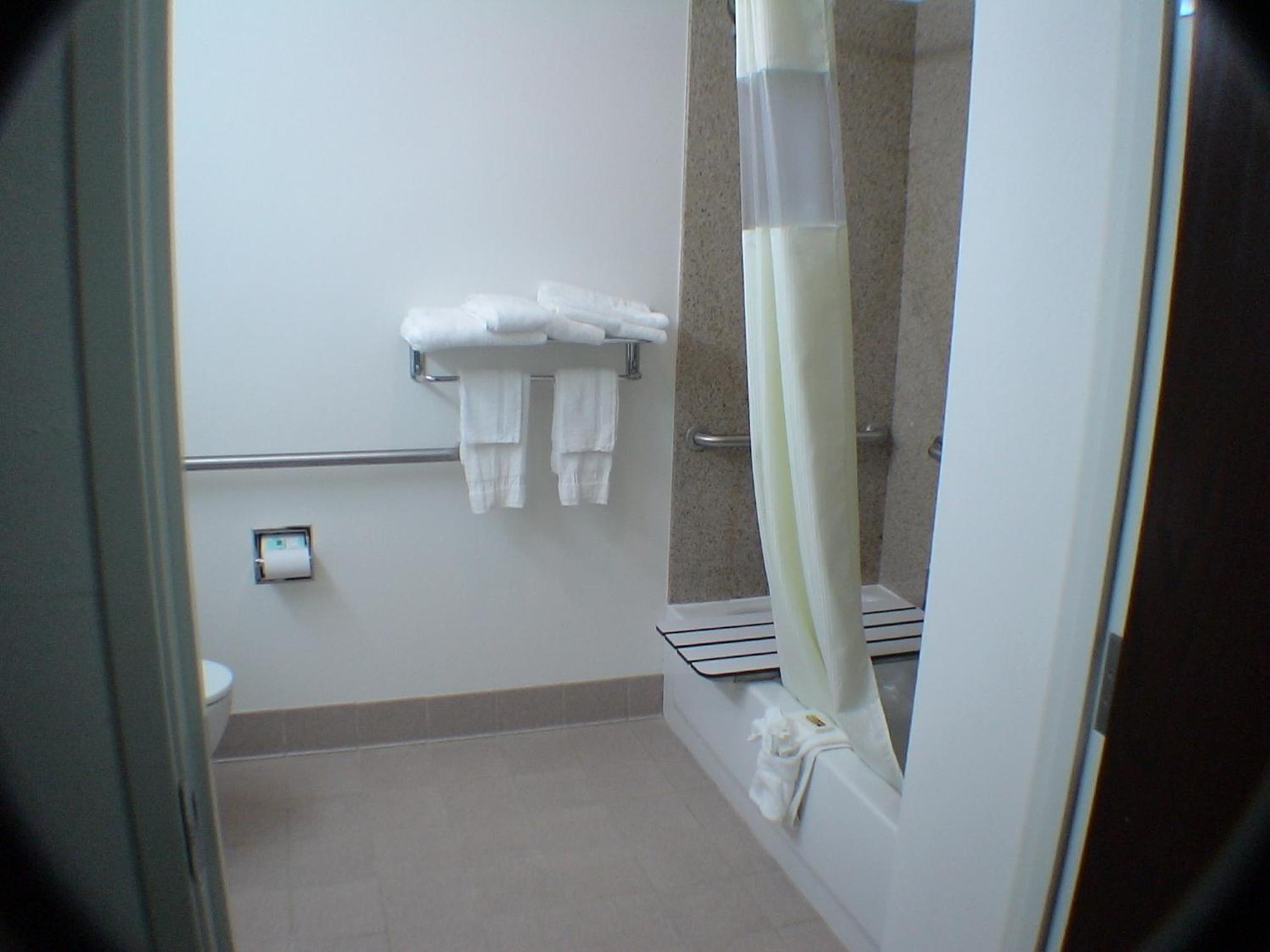 Superior King Suite photo 2