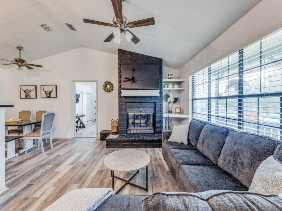 Four-Bedroom House photo 1