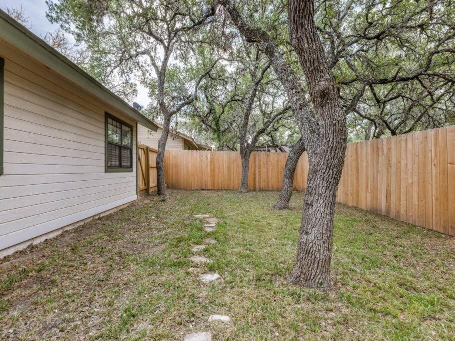 Four-Bedroom House photo 3