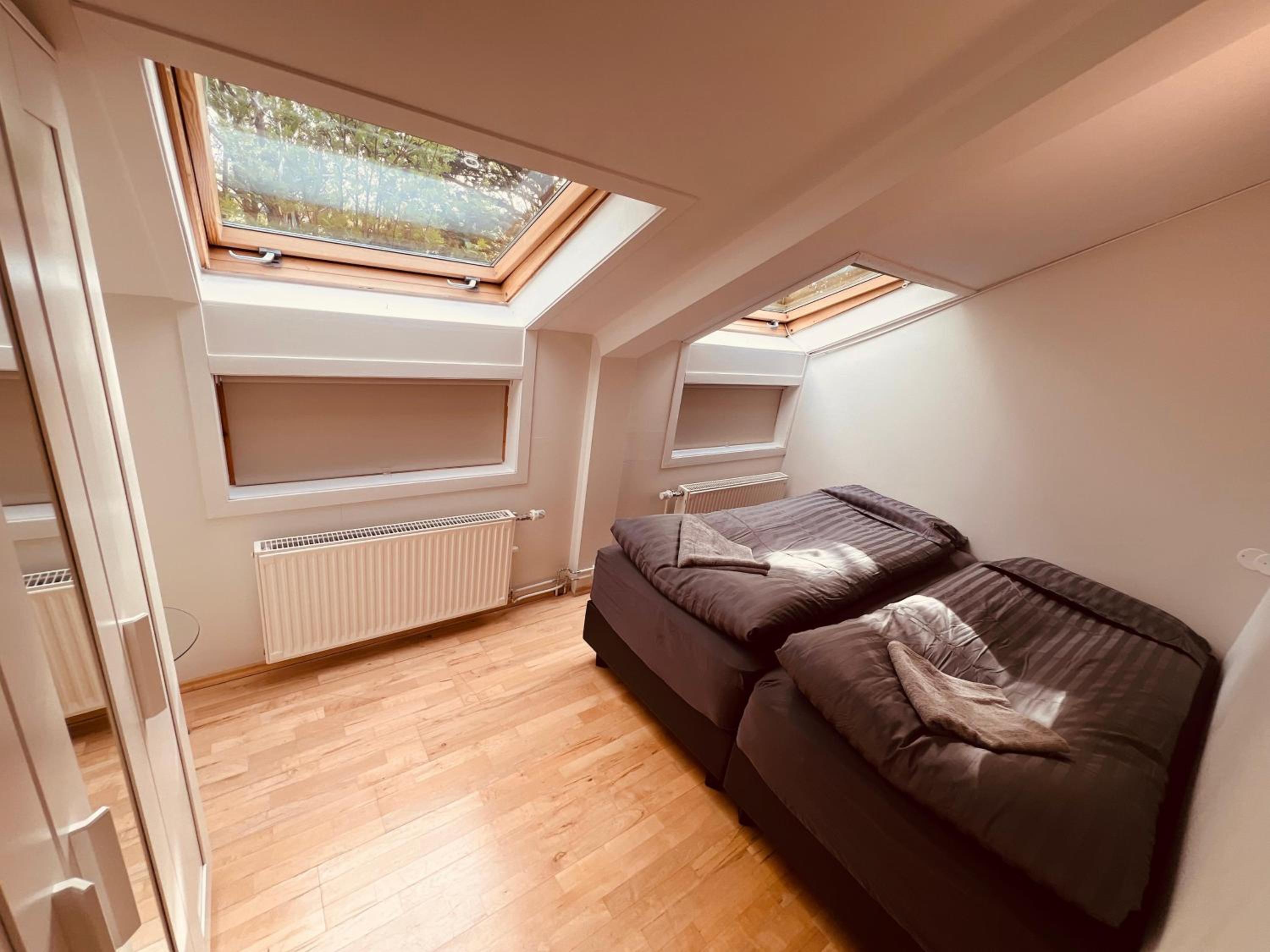 Standard Double Or Twin Room - Photo 10