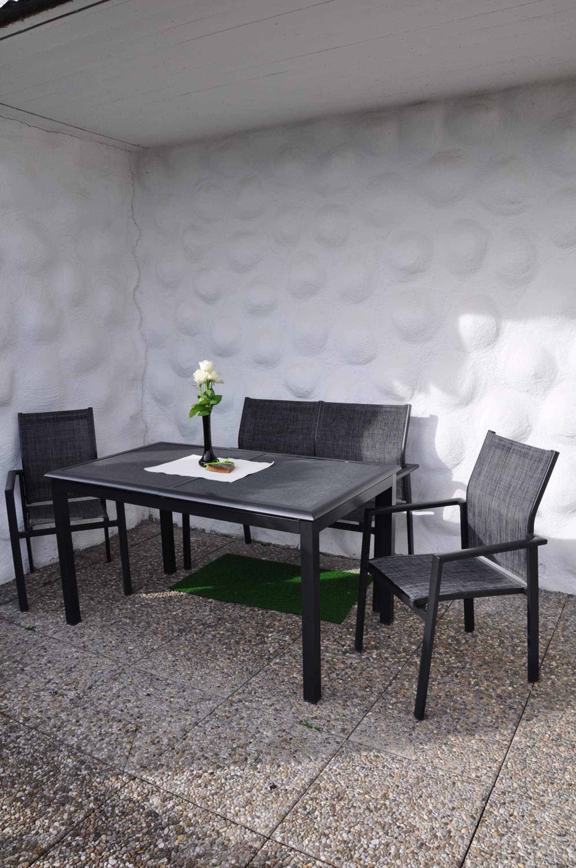 Apartment with Terrace photo 2