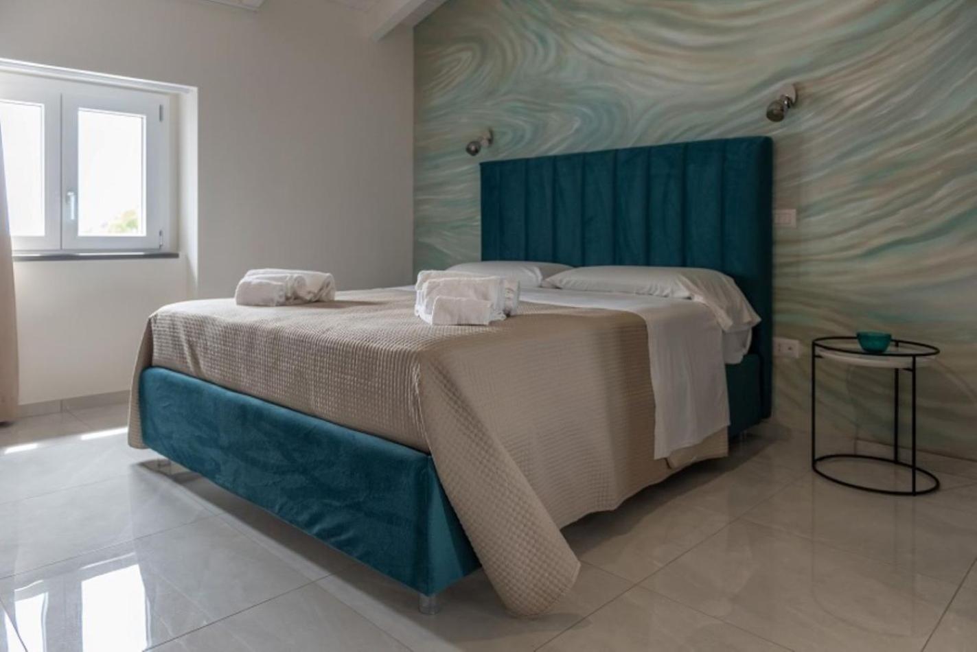 Queen Room with Spa Bath photo 1