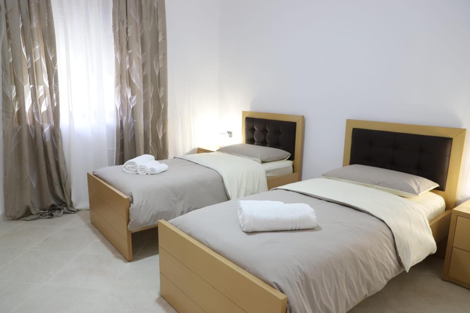 Double Room With Shared Bathroom