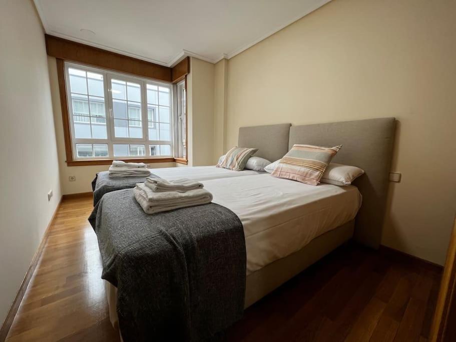 Three-Bedroom Apartment photo 2