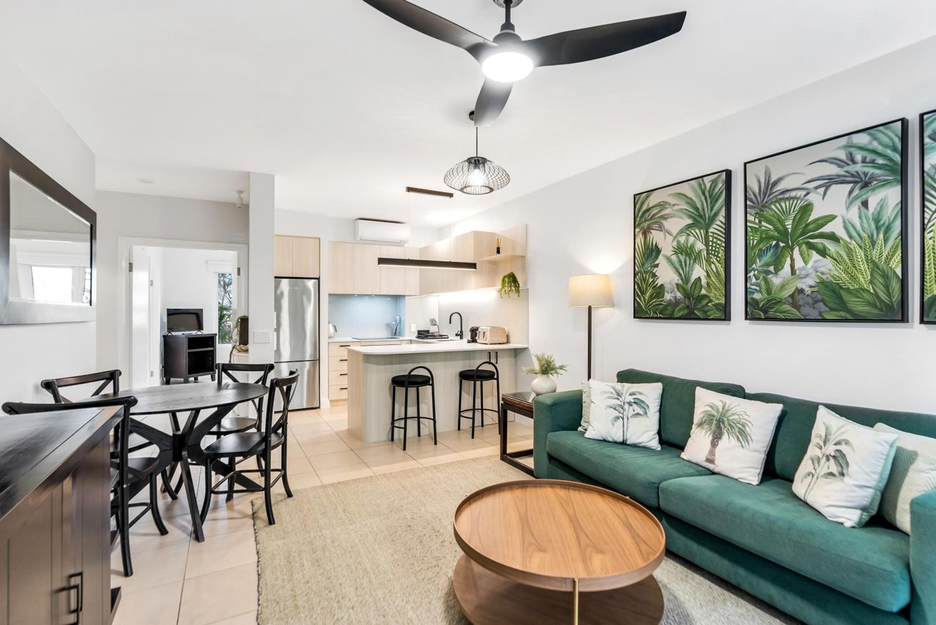 Ground Floor One Bedroom with Patio - Easy Pool Access 3312