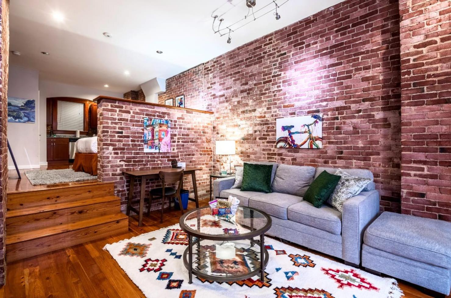 Apartment photo 1
