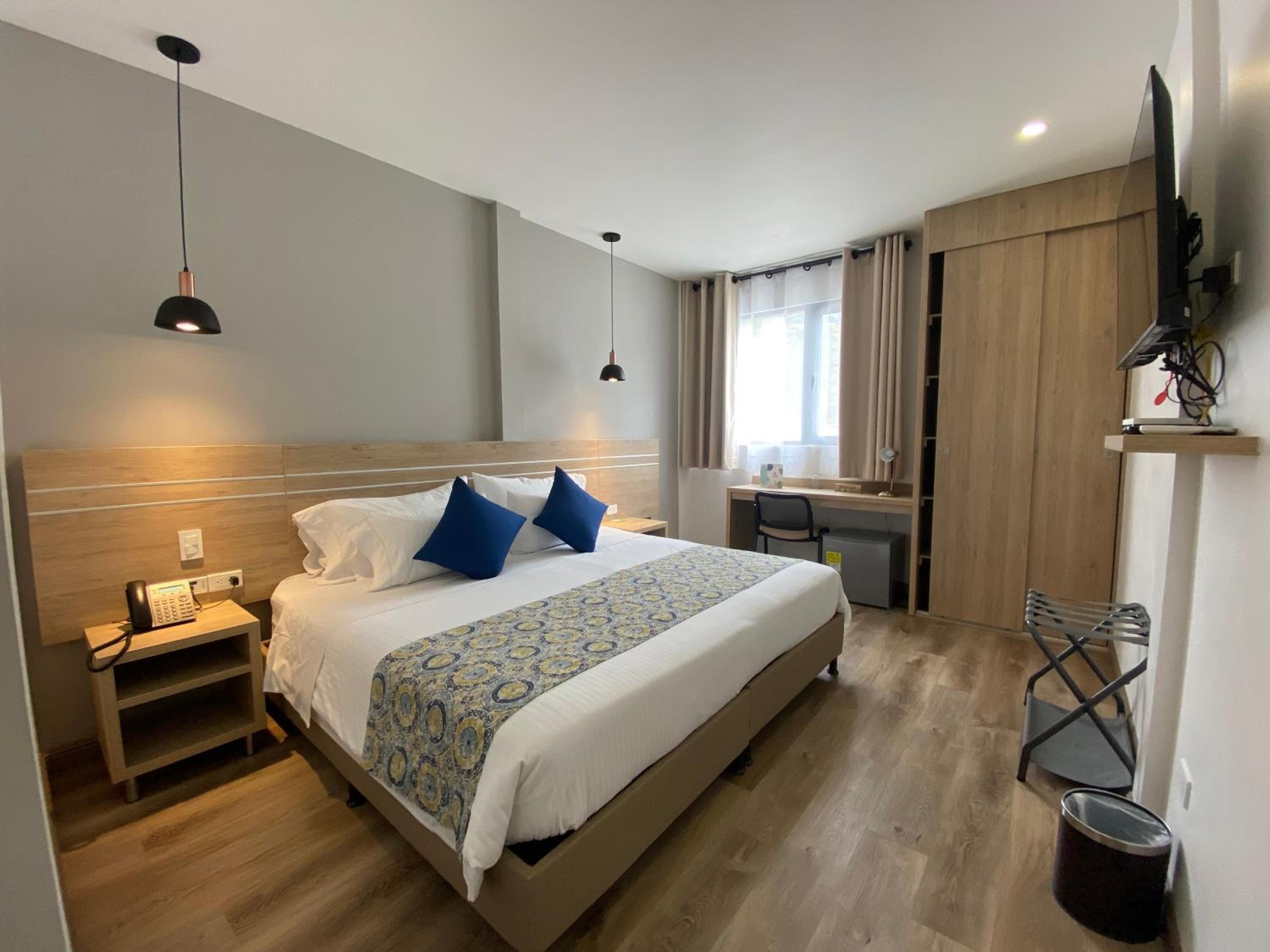 Double Room - Photo 4