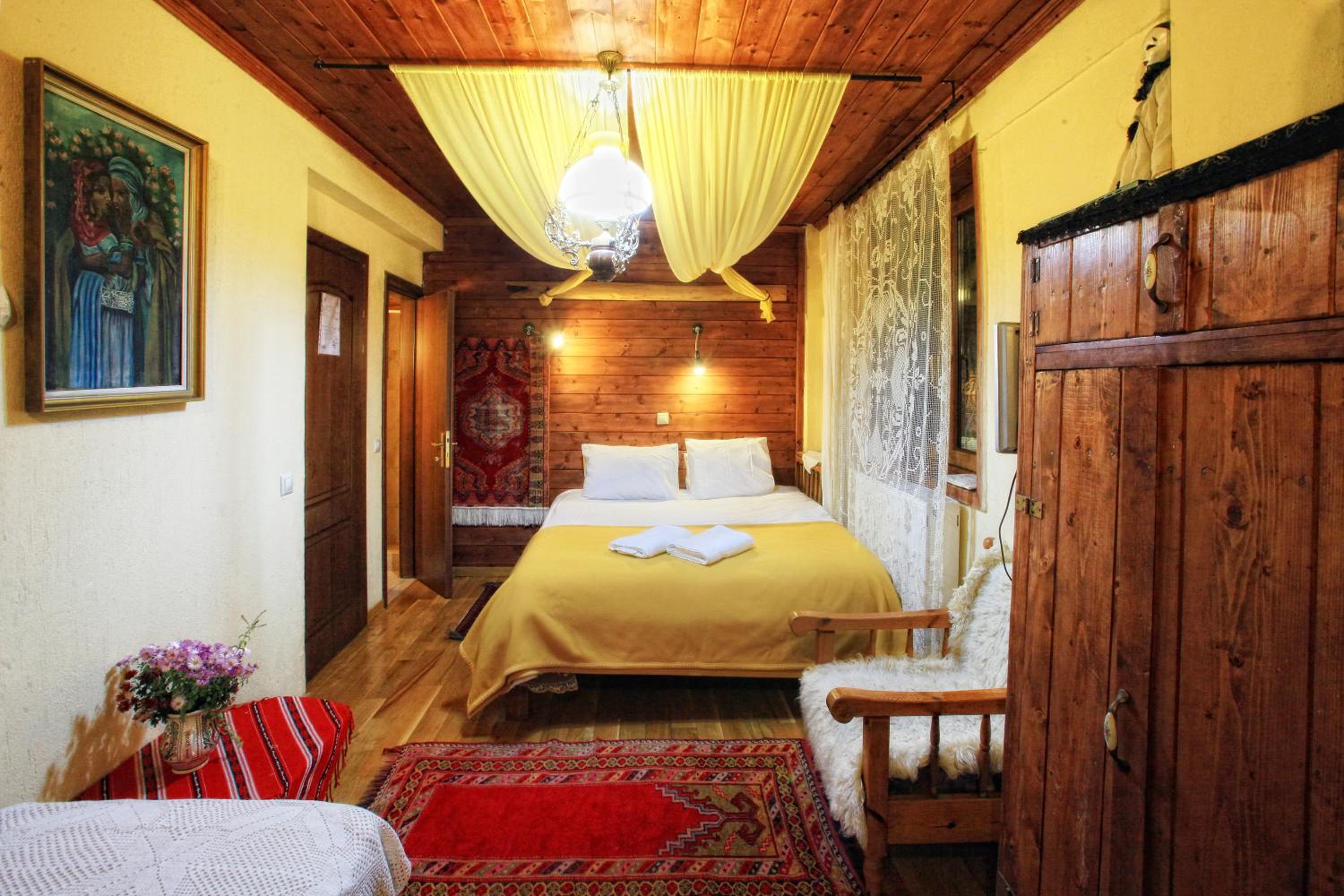 Classic Quadruple Room