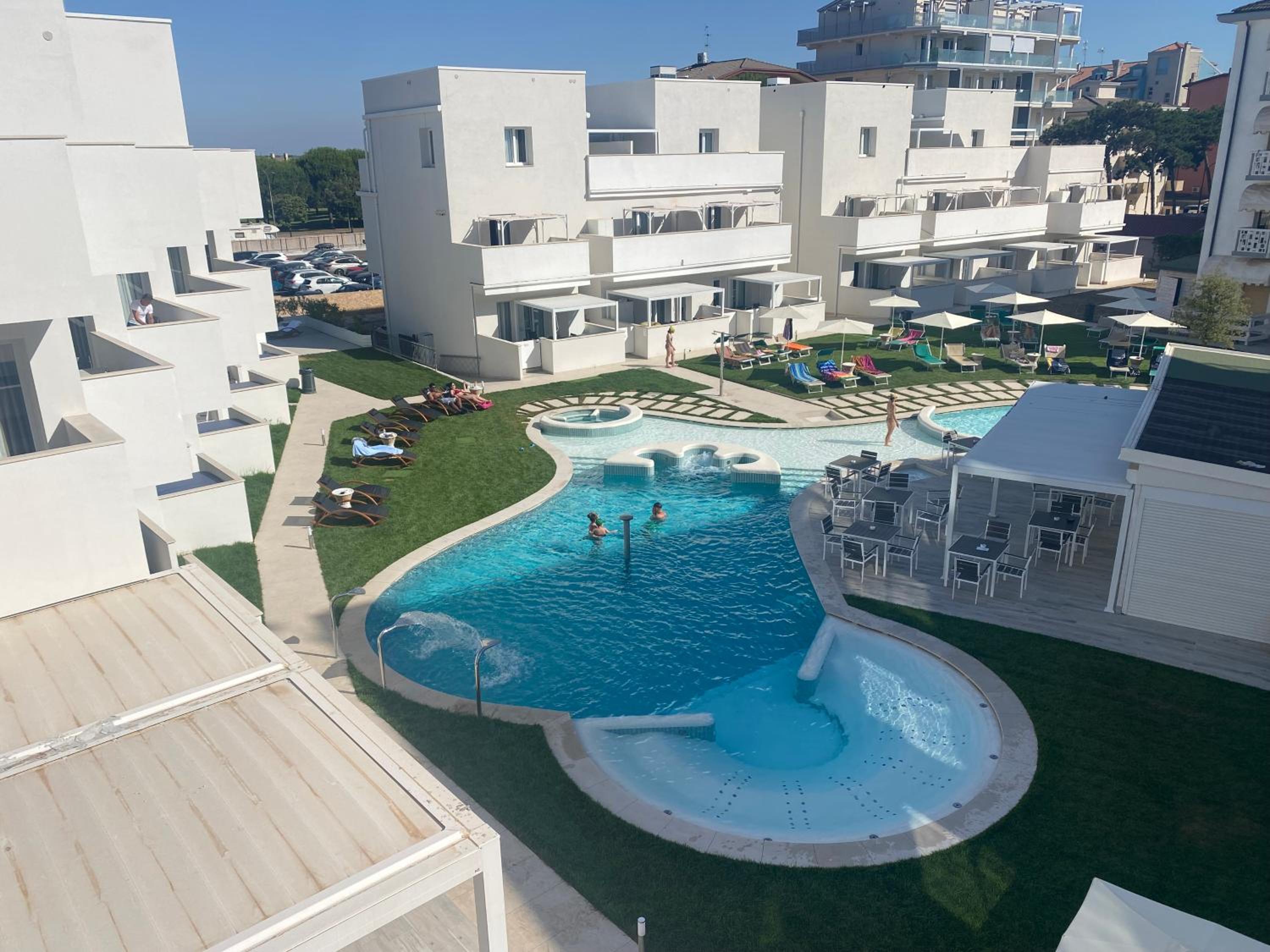 Junior Suite with Jacuzzi and Sauna - Annex Building - Photo 4