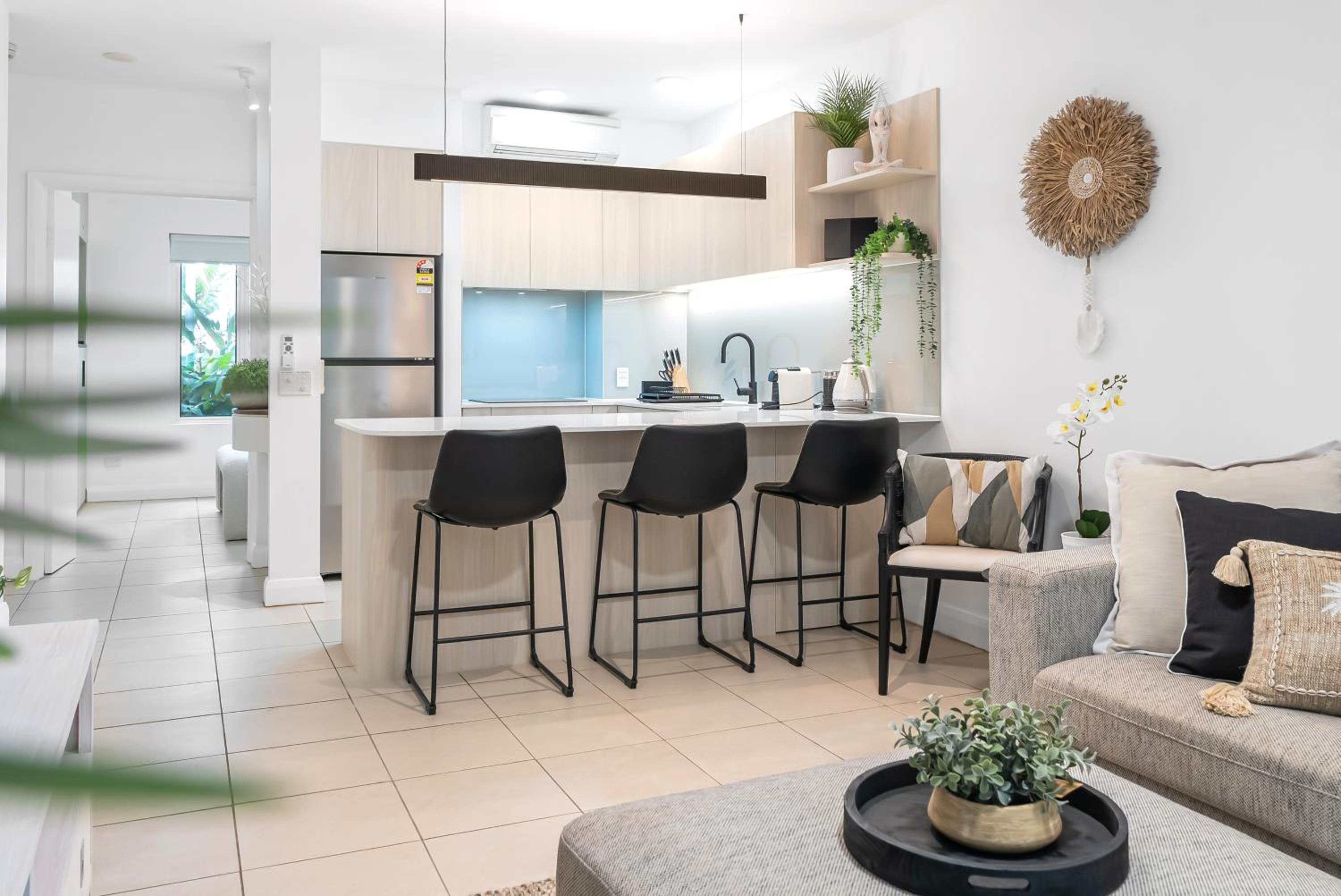 Ground Floor One Bedroom with Patio - Easy Pool Access 3412 photo 3