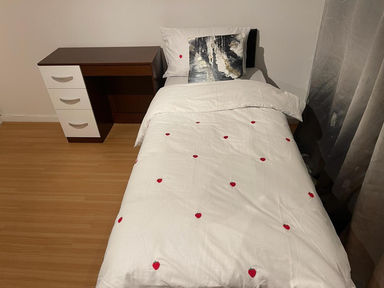 Single Room photo 1