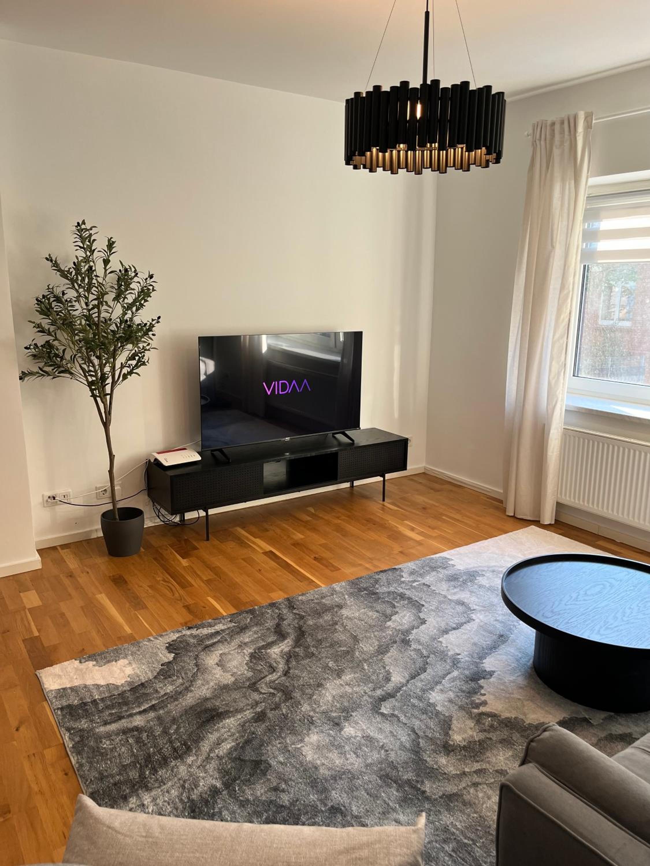 Two-Bedroom Apartment with Balcony photo 2