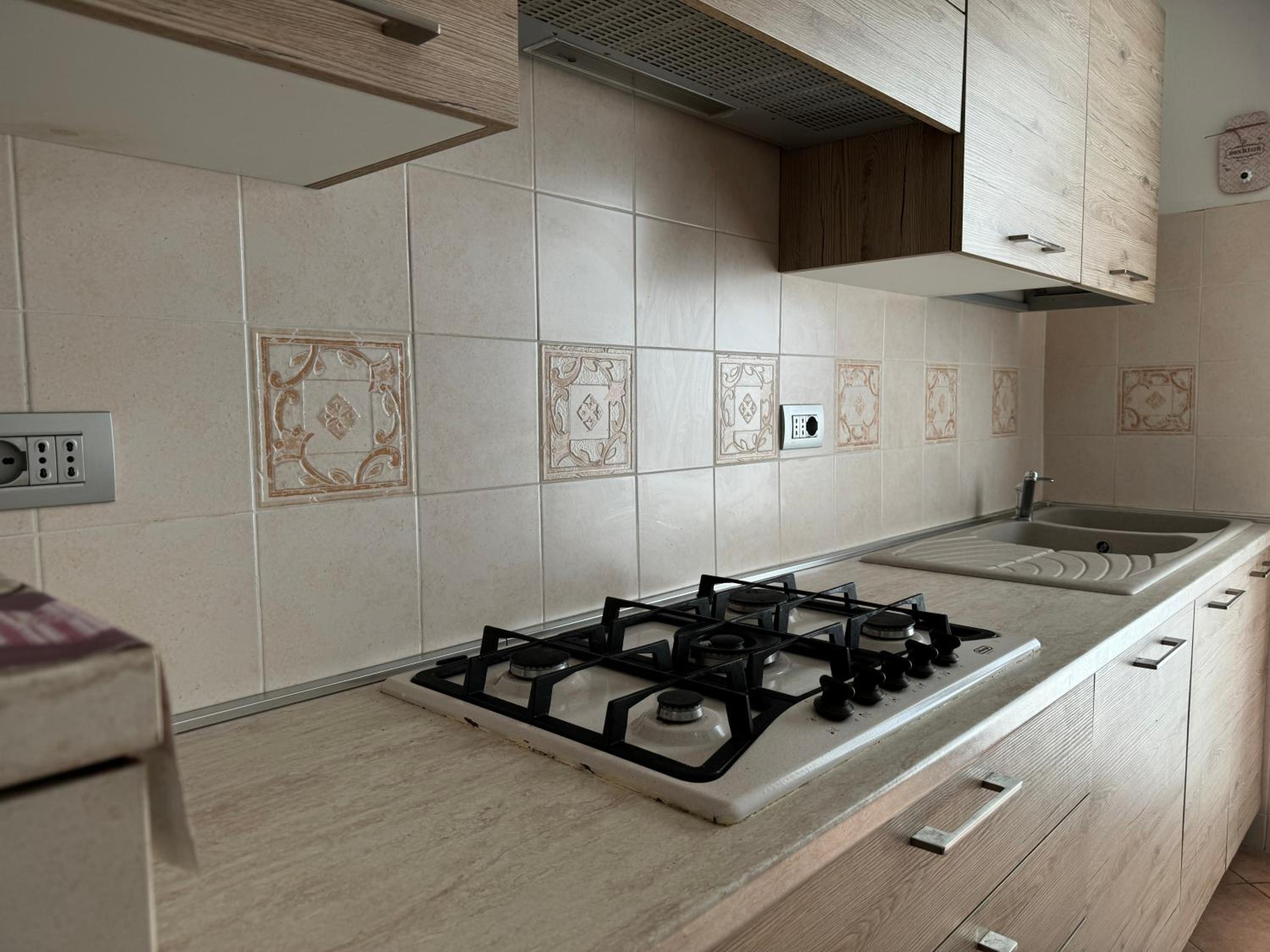 Two-Bedroom House - Photo 9