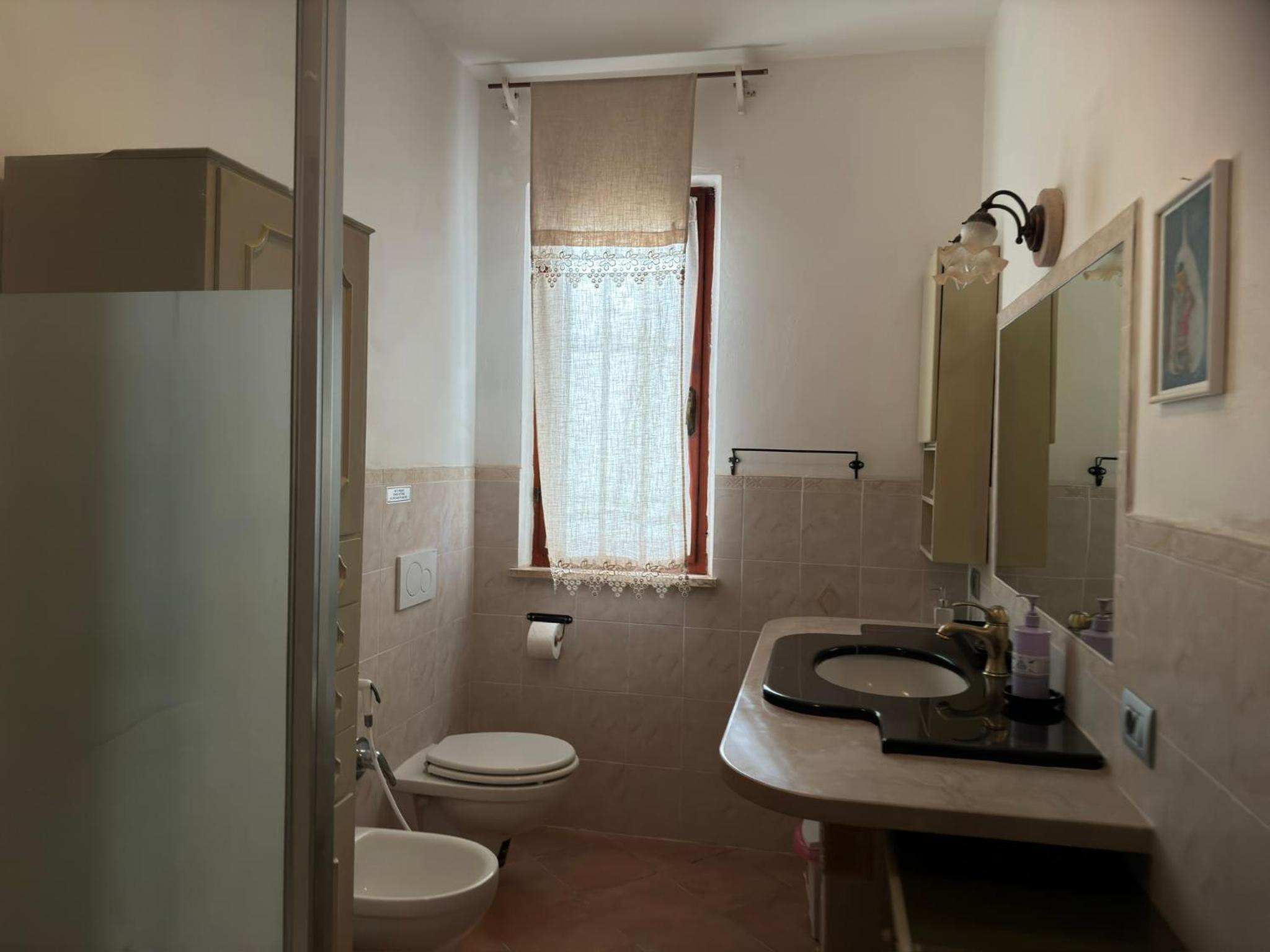 Two-Bedroom House - Photo 13