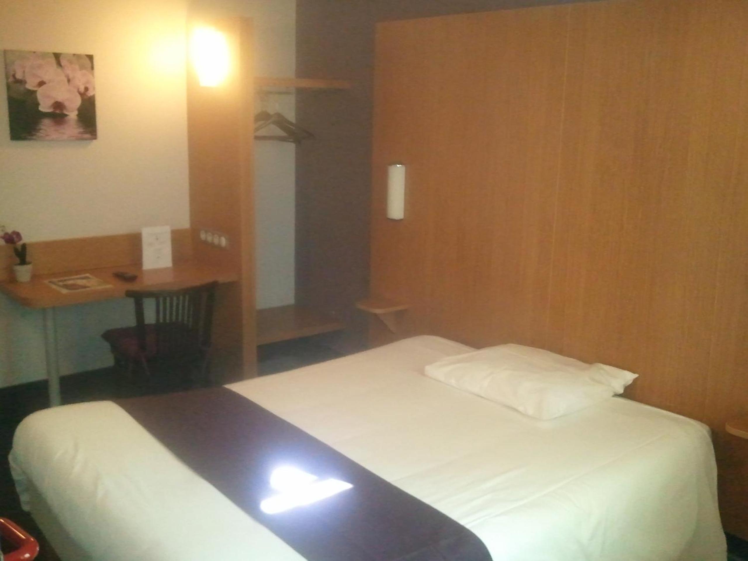 Triple Room - Photo 1