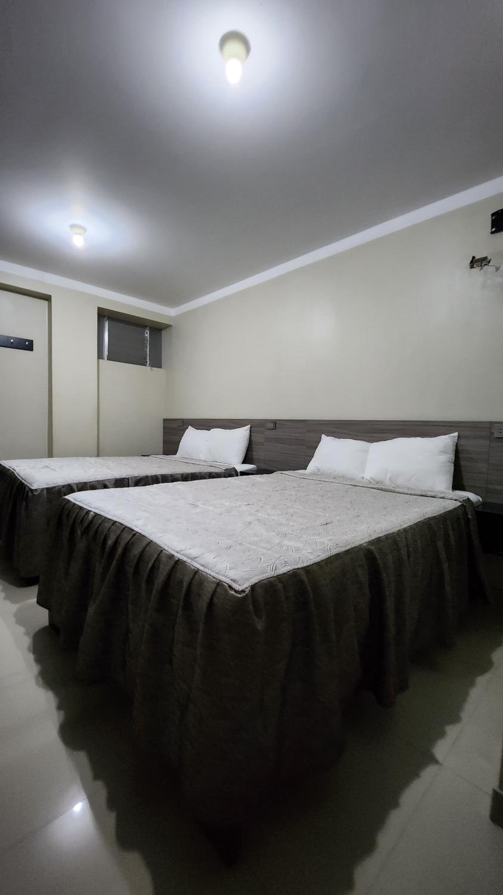 Large Double Room photo 1