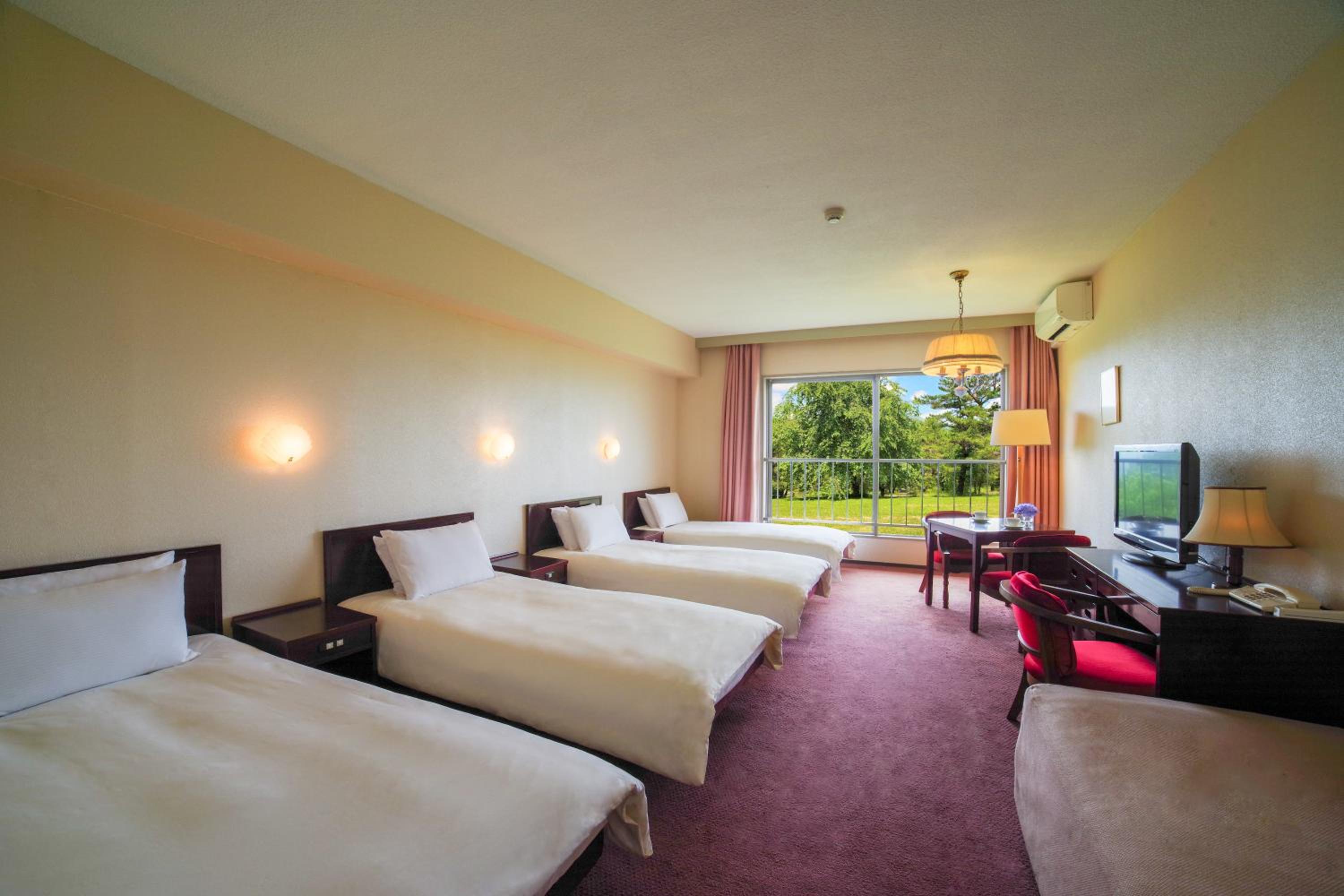 4 Bedroom Room - Mt. Motoshirane Side- Non-Smoking