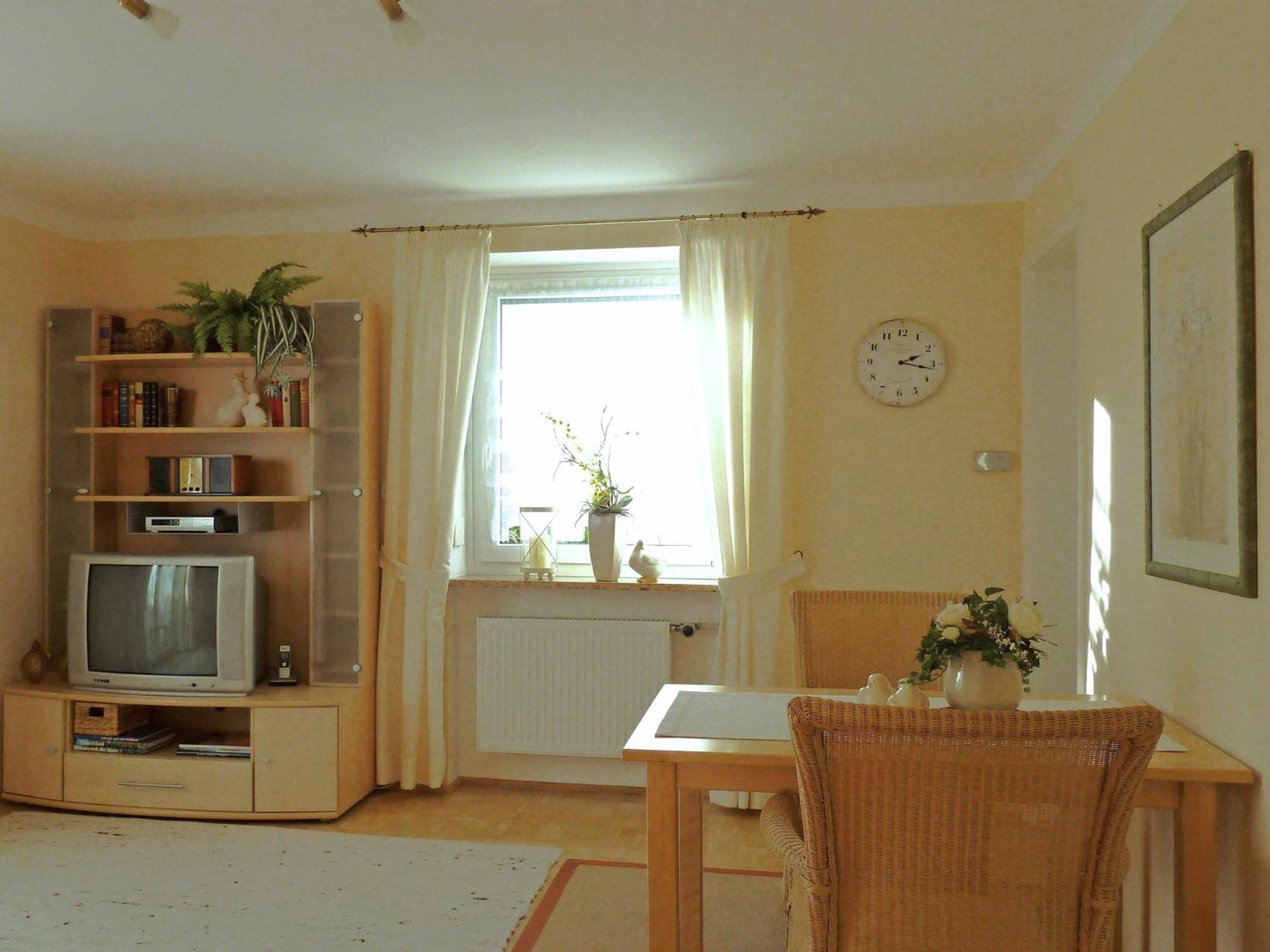 Apartment with Terrace photo 3